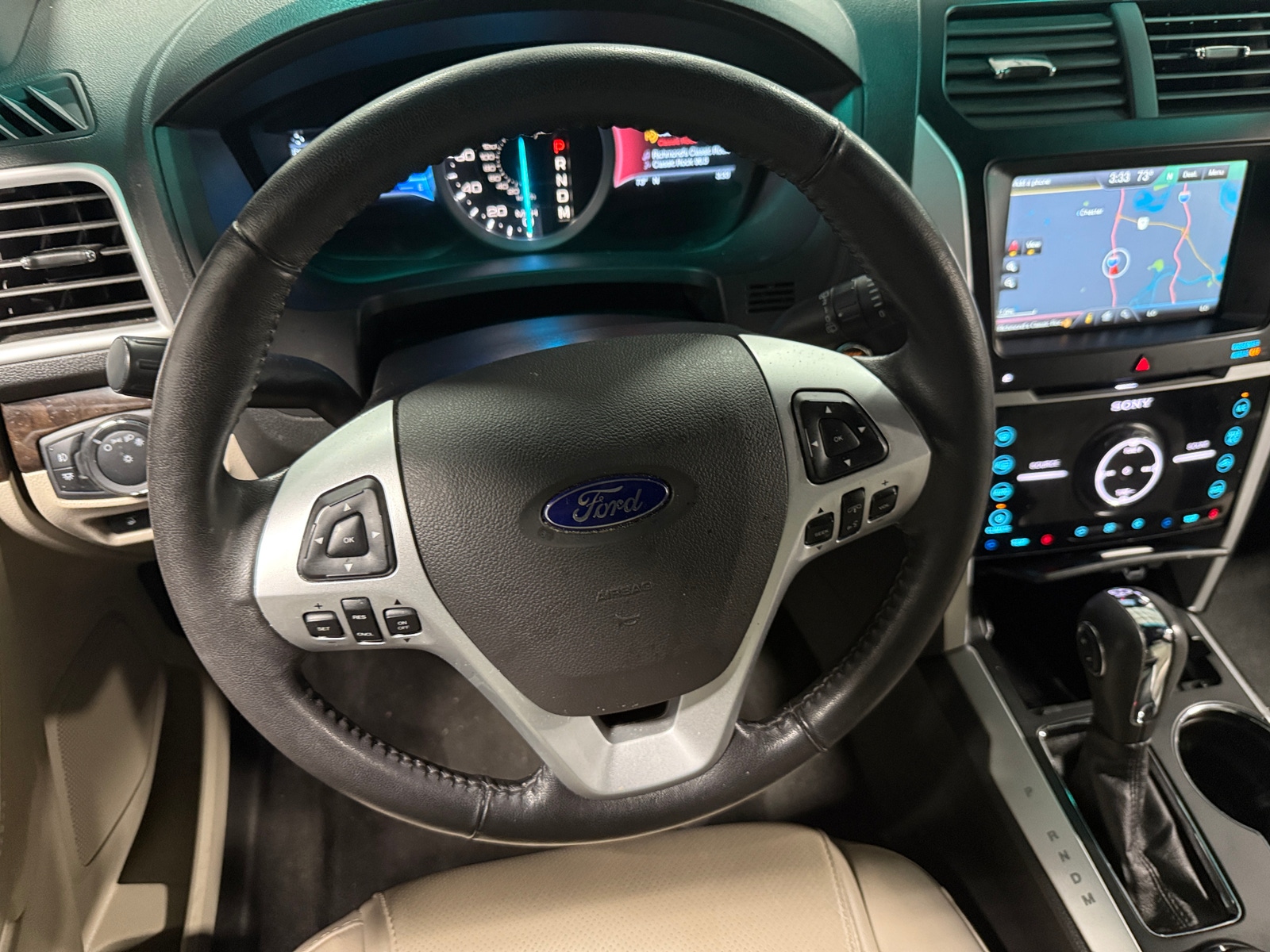 Thumbnail: 2015 Ford Explorer - 4
