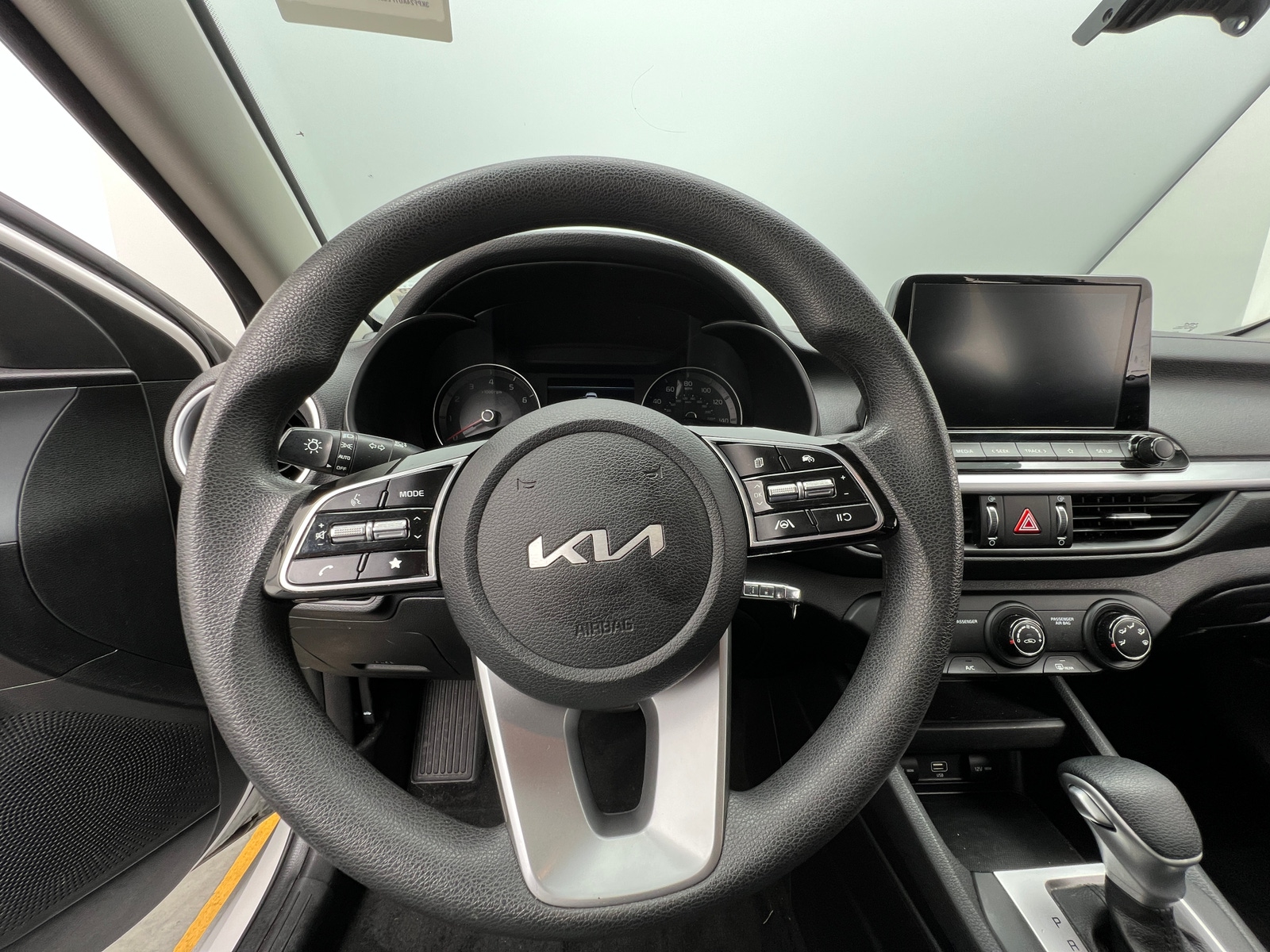 Thumbnail: 2023 Kia Forte - 5