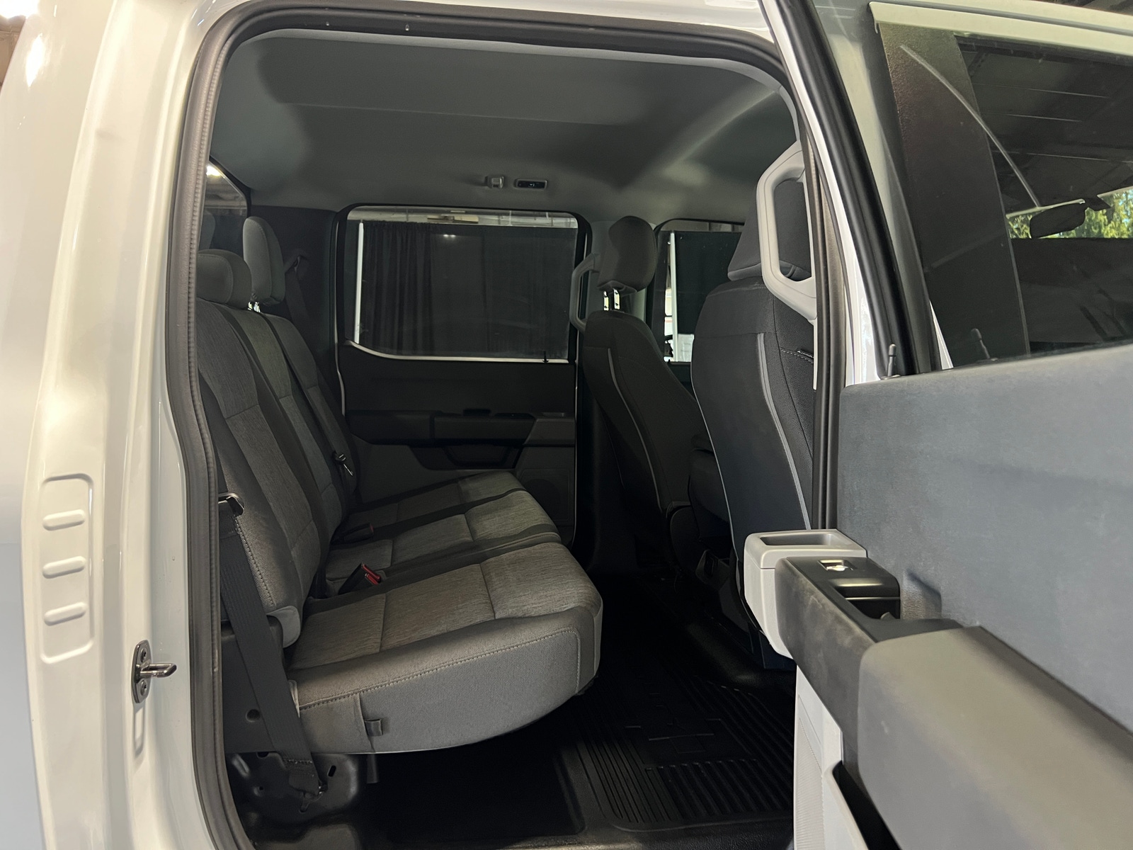 Thumbnail: 2023 Ford Econoline - 6