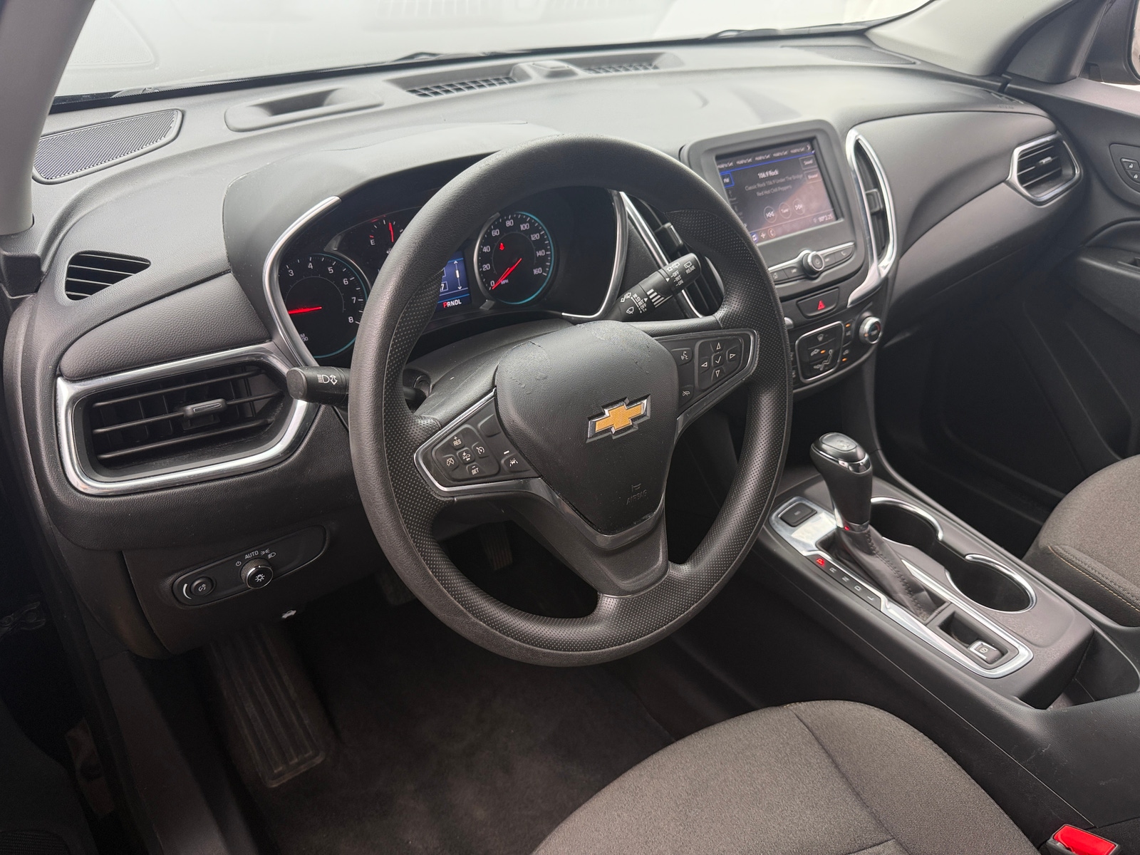 Thumbnail: 2021 Chevrolet Equinox - 3