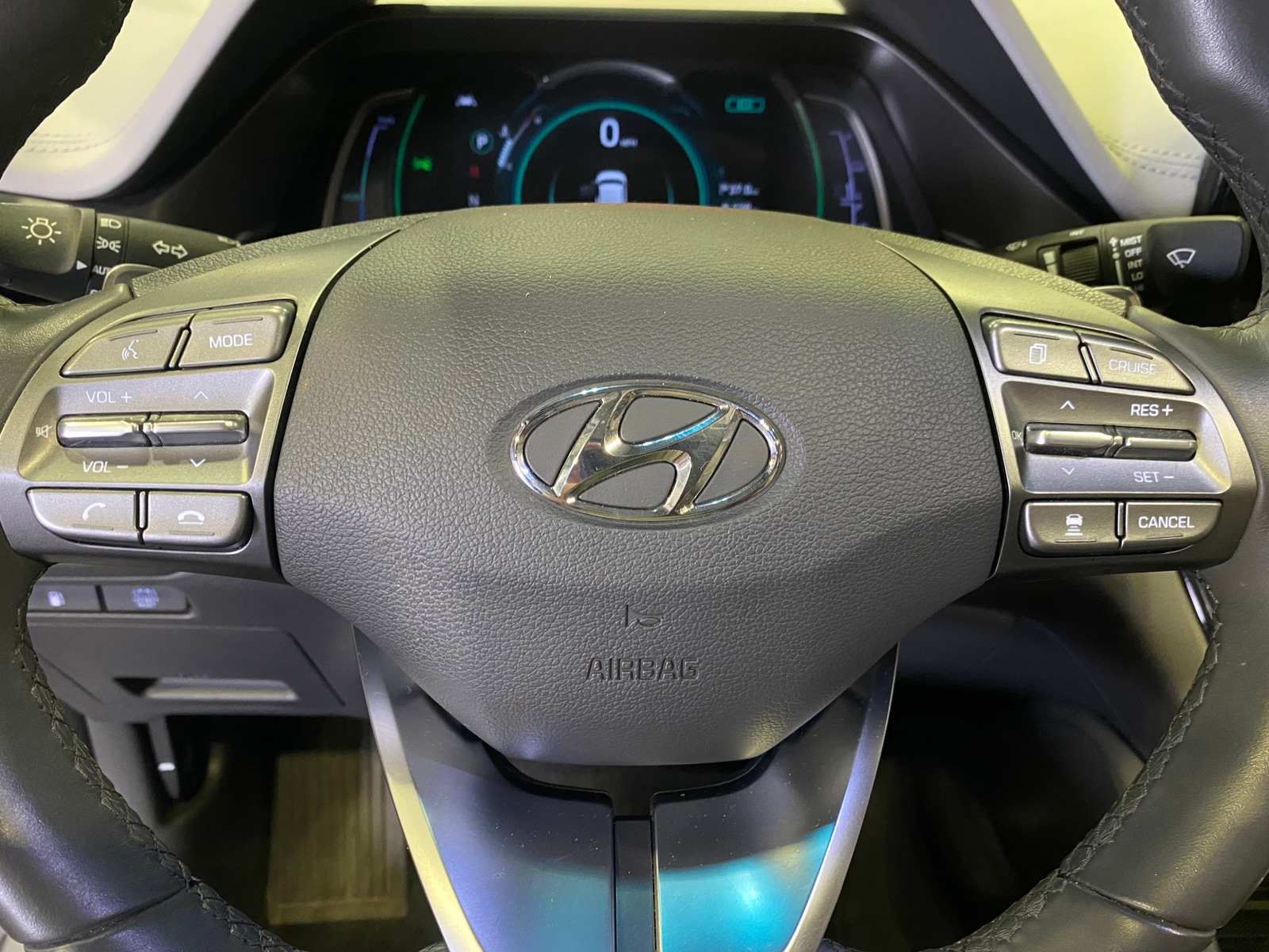 Thumbnail: 2020 Hyundai Ioniq - 4