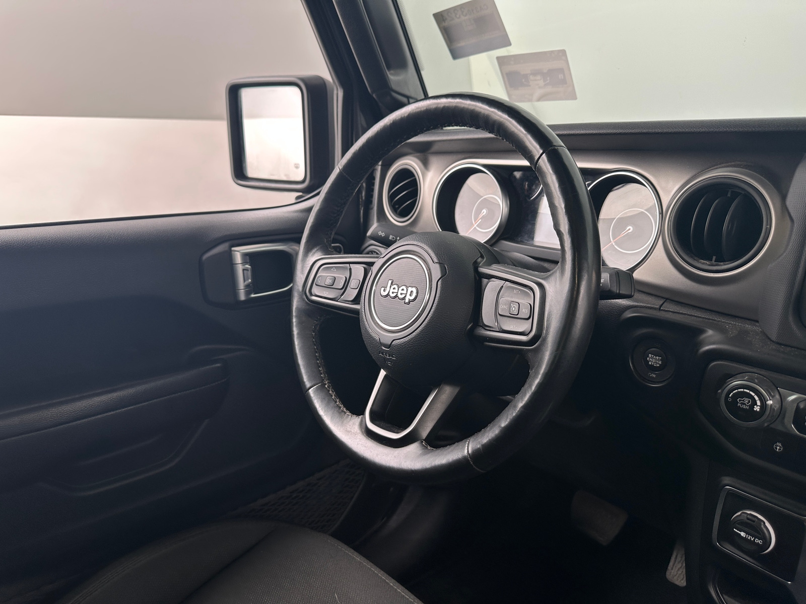 Thumbnail: 2020 Jeep Wrangler - 5
