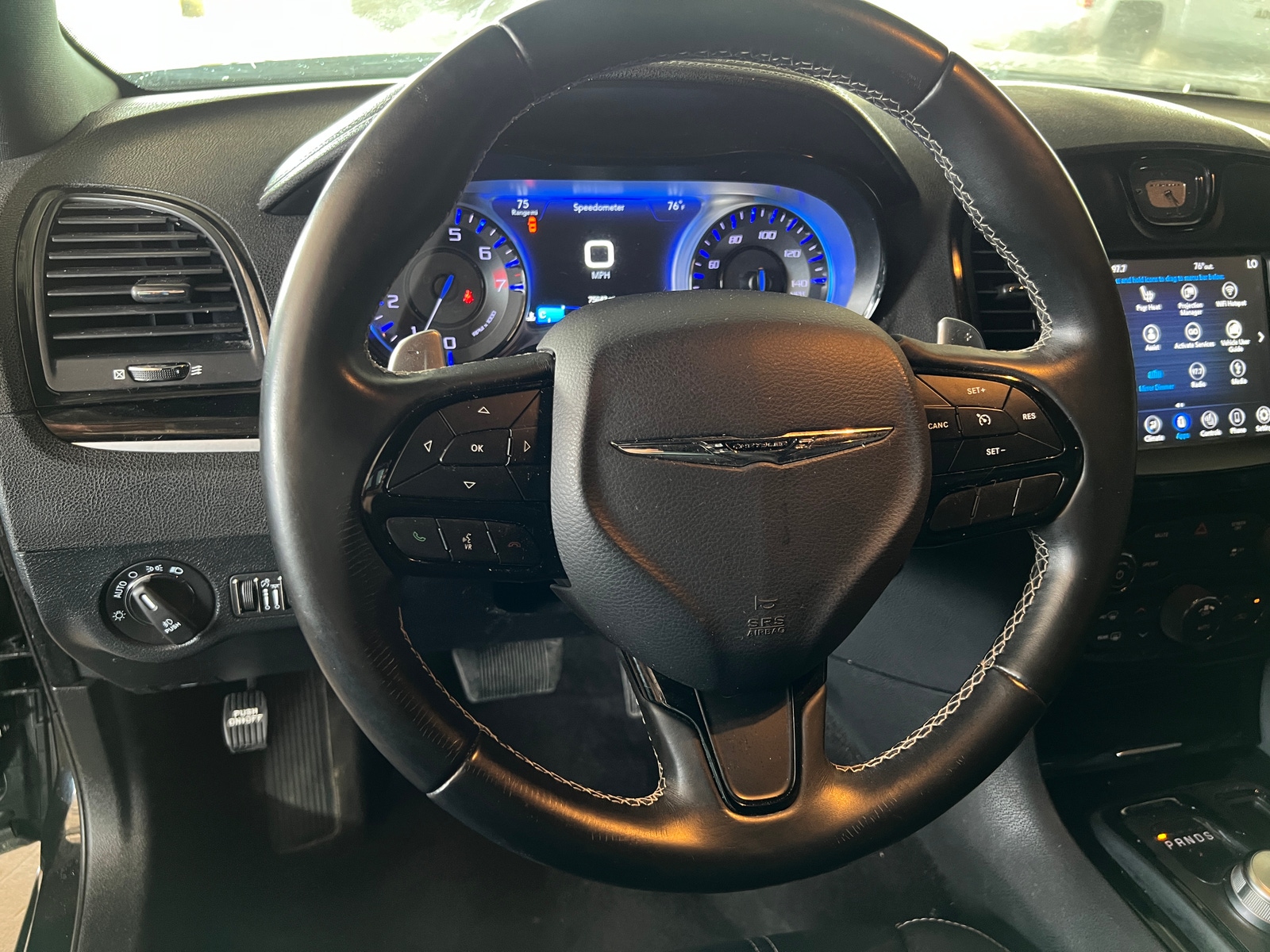 Thumbnail: 2018 Chrysler 300 - 4