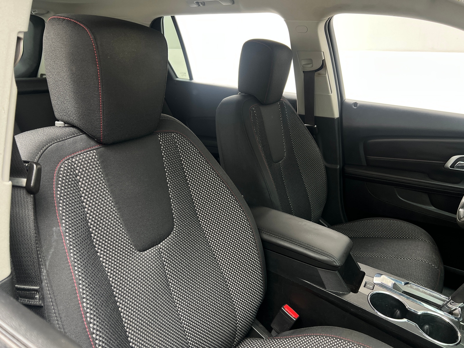 Thumbnail: 2016 GMC Terrain - 2