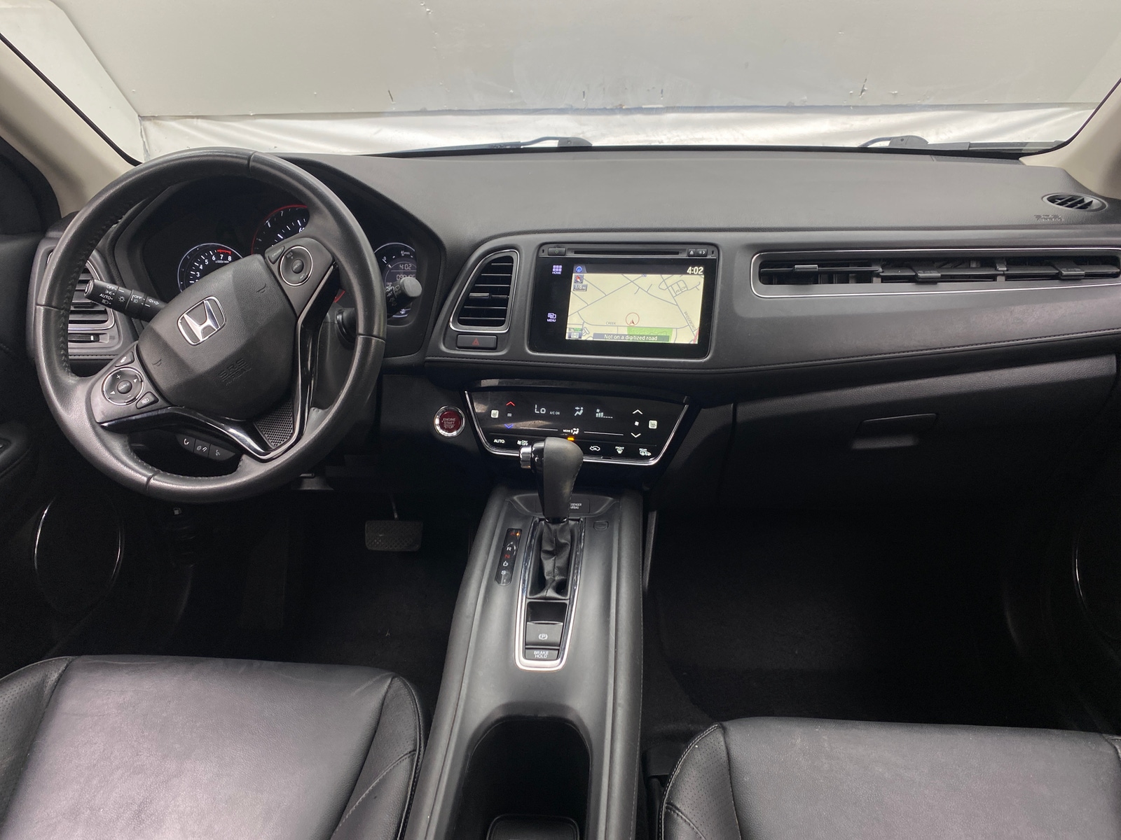 Thumbnail: 2017 Honda HR-V - 2