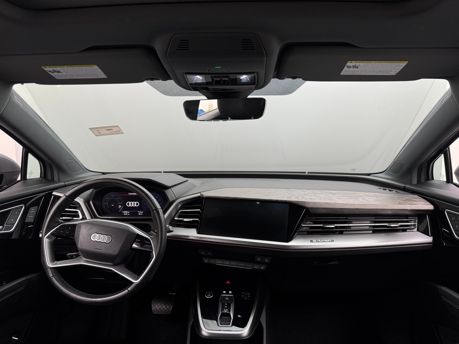 Thumbnail: 2024 Audi Q4 e-tron - 2