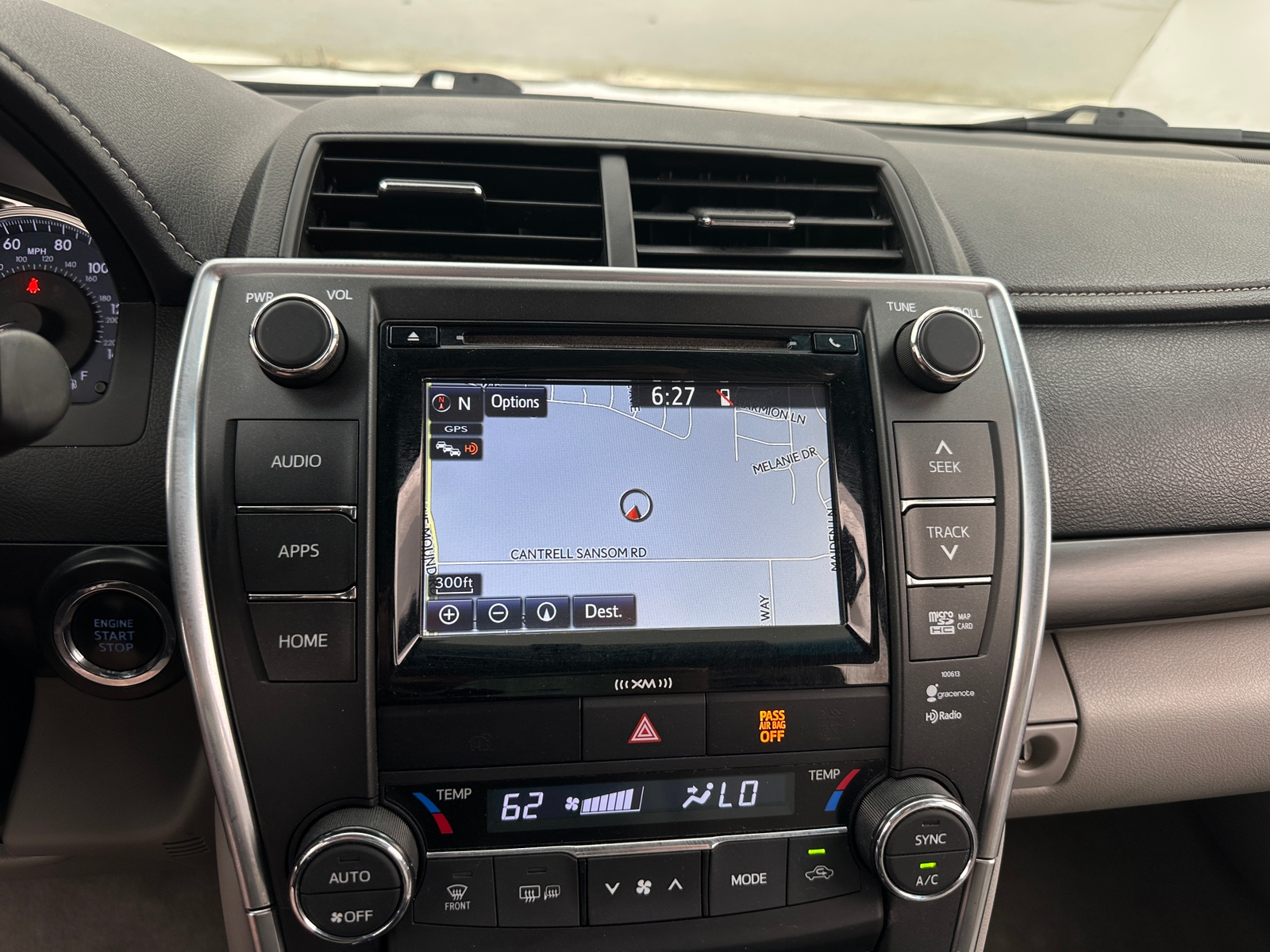 Thumbnail: 2016 Toyota Camry - 3