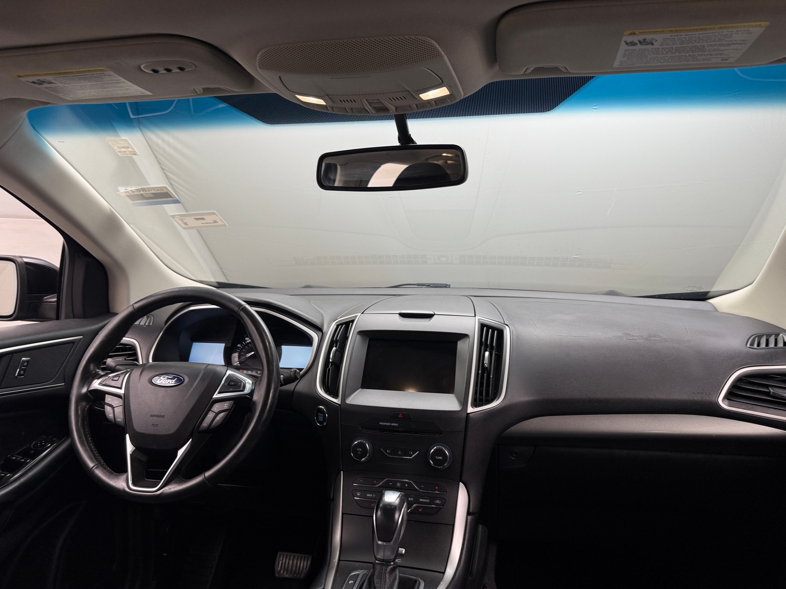 Thumbnail: 2017 Ford Edge - 3