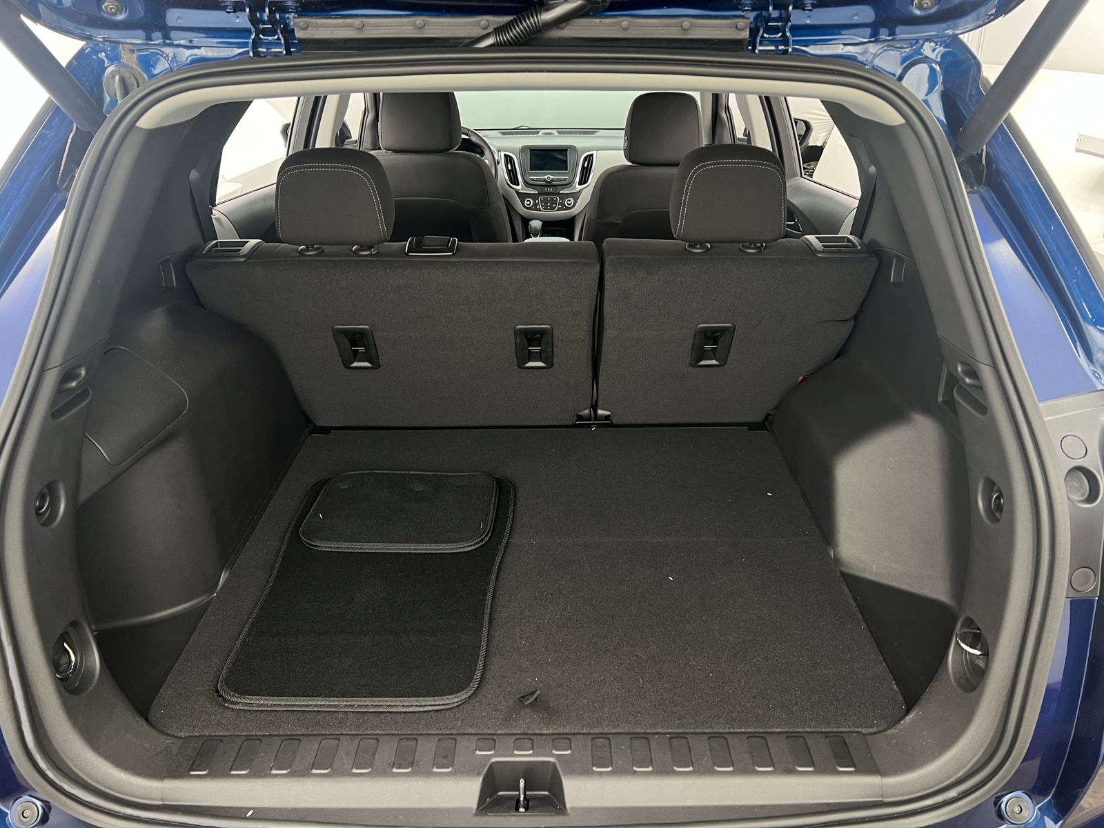 Thumbnail: 2023 Chevrolet Equinox - 7
