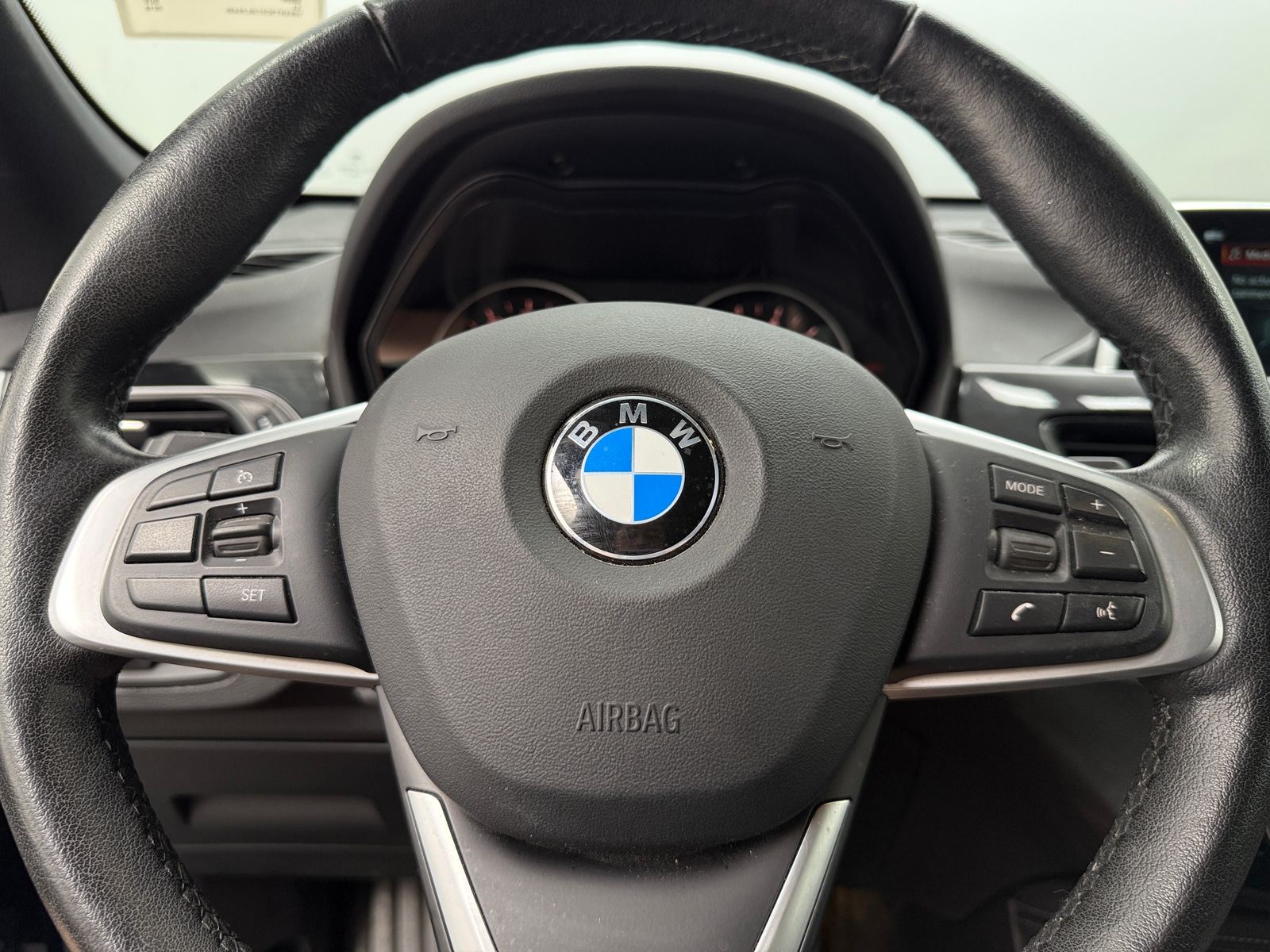 Thumbnail: 2018 BMW X1 - 4
