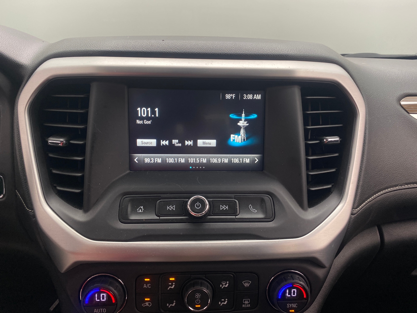 Thumbnail: 2017 GMC Acadia - 4