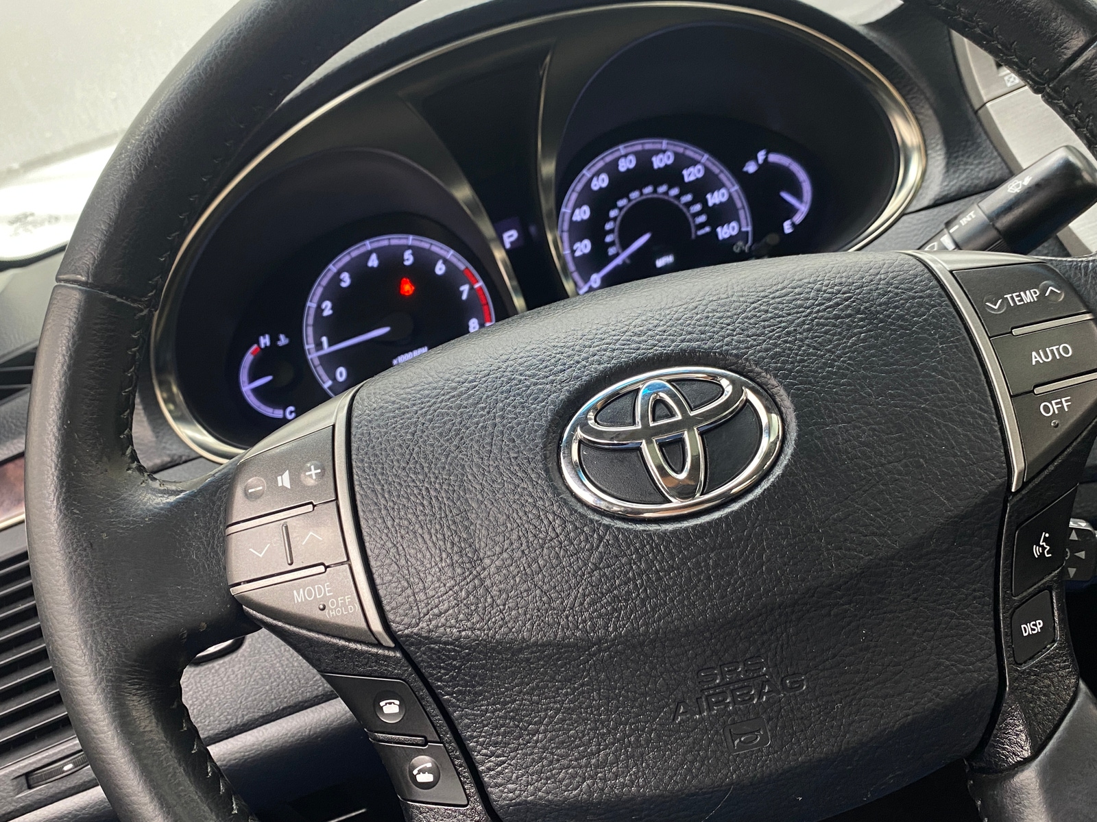 Thumbnail: 2012 Toyota Avalon - 5