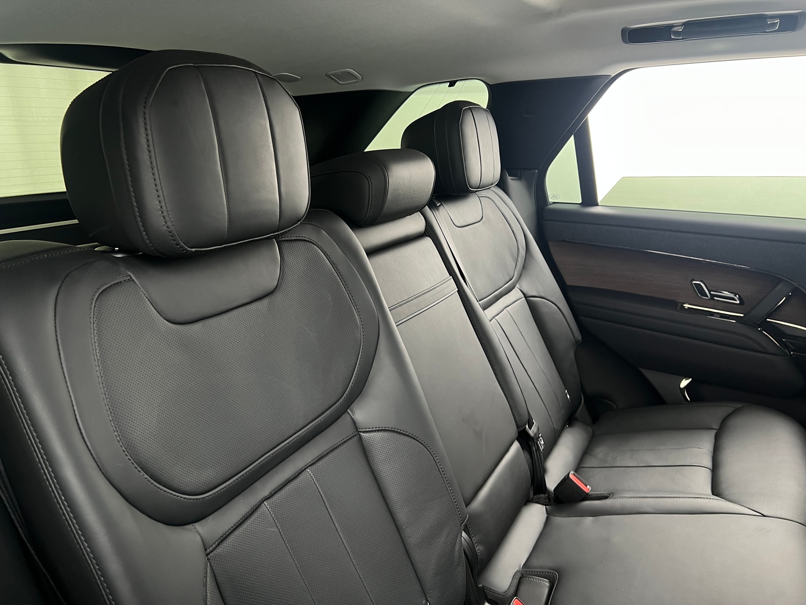 Thumbnail: 2023 Land Rover Range Rover Sport - 5