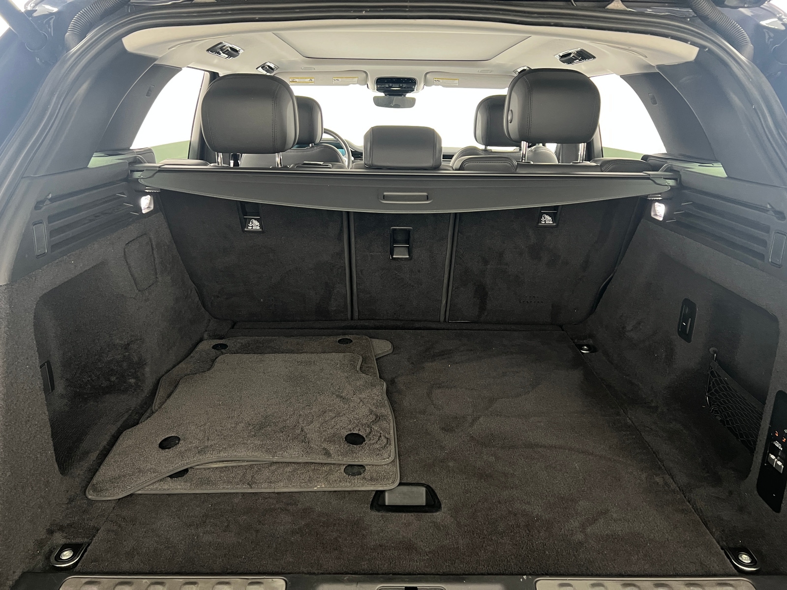 Thumbnail: 2023 Land Rover Range Rover Sport - 6