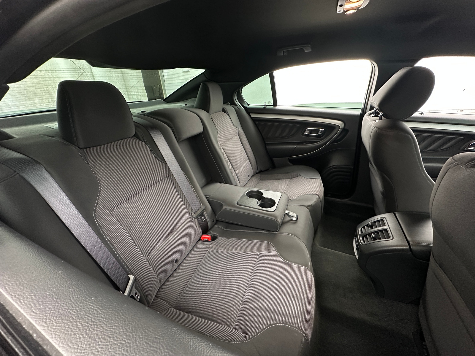 Thumbnail: 2017 Ford Taurus - 6