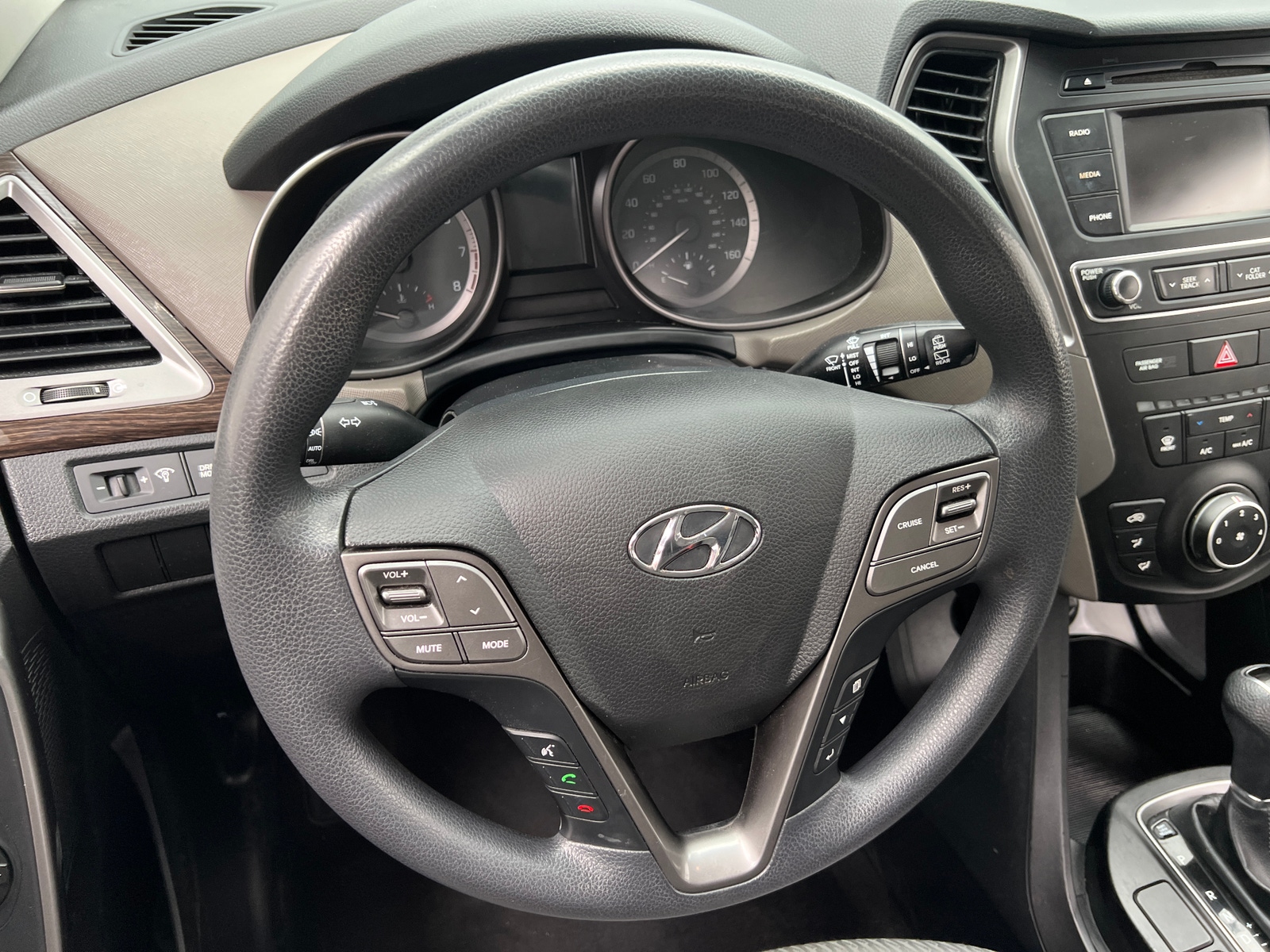 Thumbnail: 2017 Hyundai Santa Fe - 5