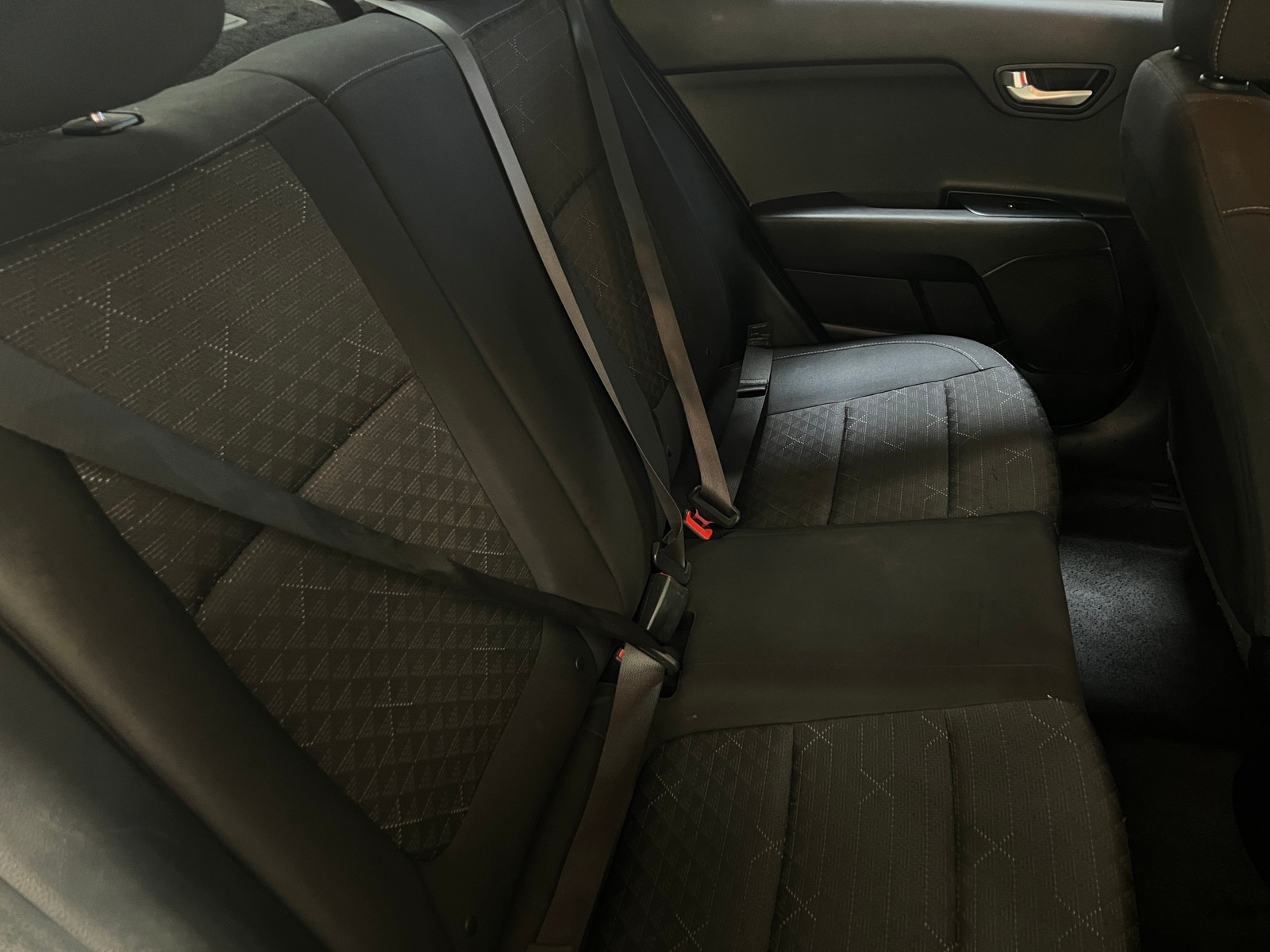 Thumbnail: 2019 Kia Rio - 6
