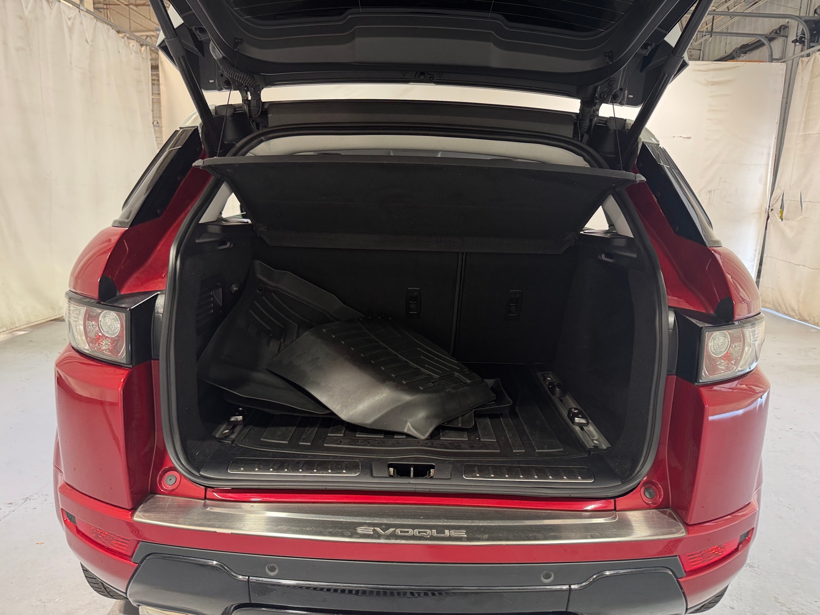 Thumbnail: 2015 Land Rover Range Rover Evoque - 6