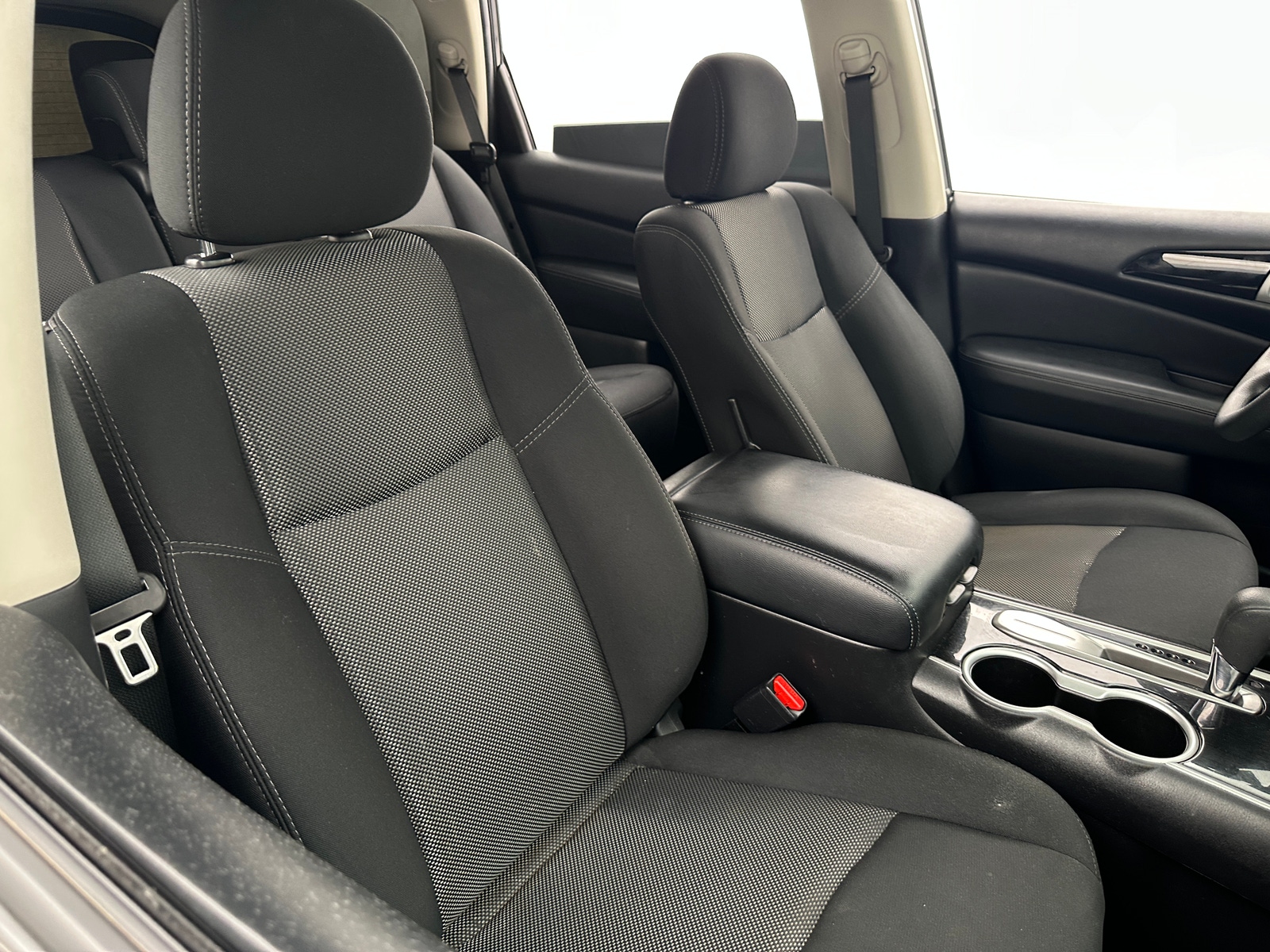 Thumbnail: 2020 Nissan Pathfinder - 2