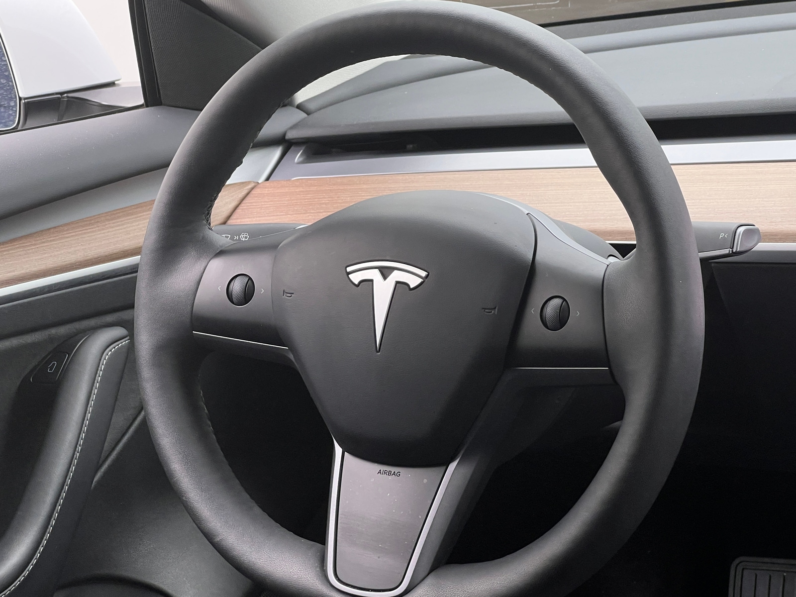 Thumbnail: 2023 Tesla Model 3 - 4