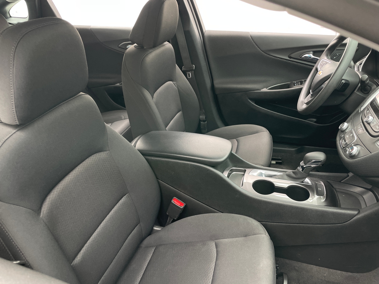 Thumbnail: 2021 Chevrolet Malibu - 2