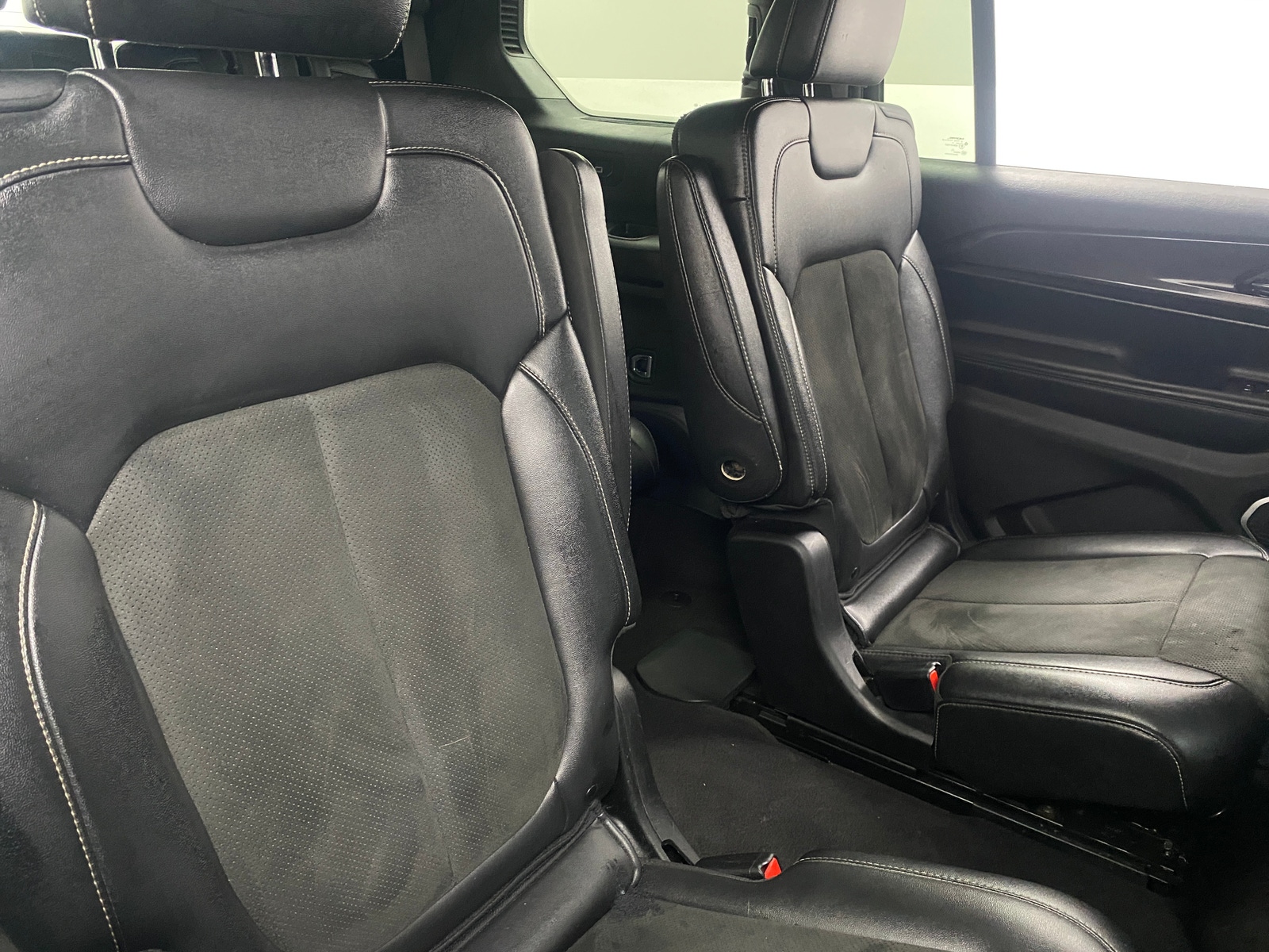 Thumbnail: 2021 Jeep Grand Cherokee L - 5