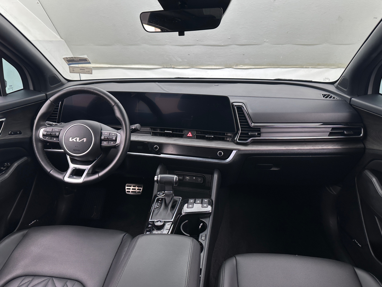 Thumbnail: 2023 Kia Sportage - 3