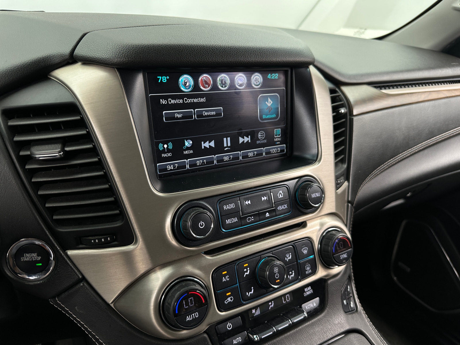Thumbnail: 2018 GMC Yukon XL - 3