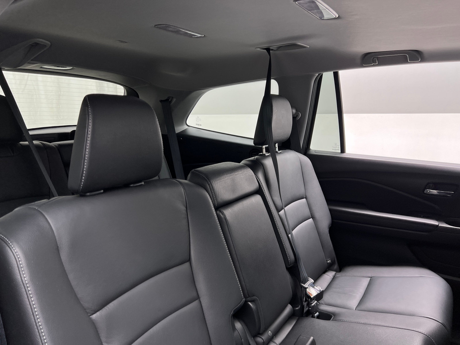 Thumbnail: 2017 Honda Pilot - 5