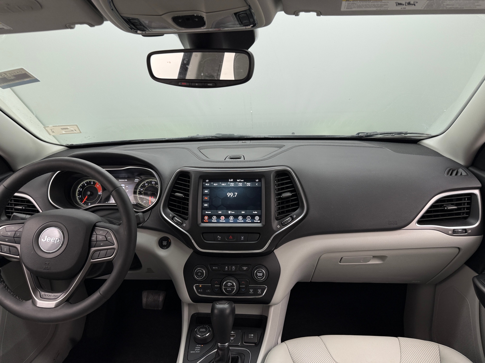 Thumbnail: 2022 Jeep Cherokee - 2
