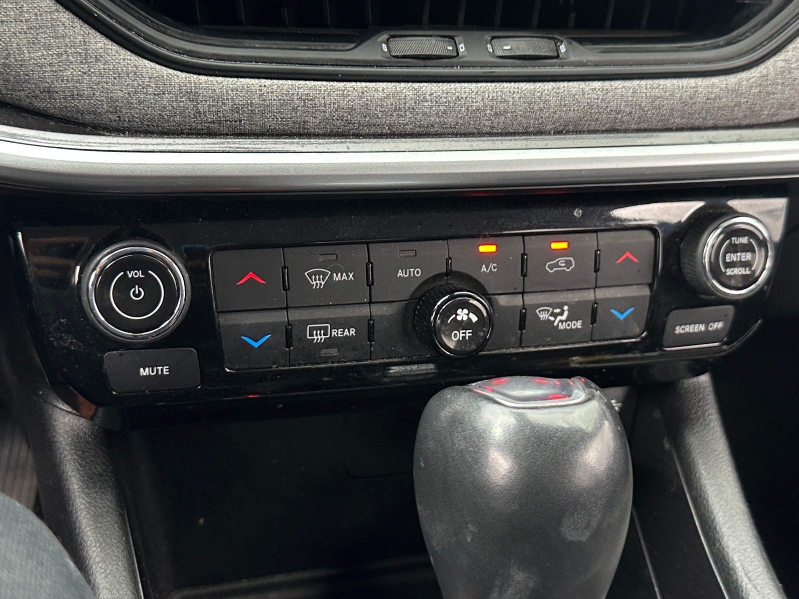 Thumbnail: 2022 Jeep Compass - 4