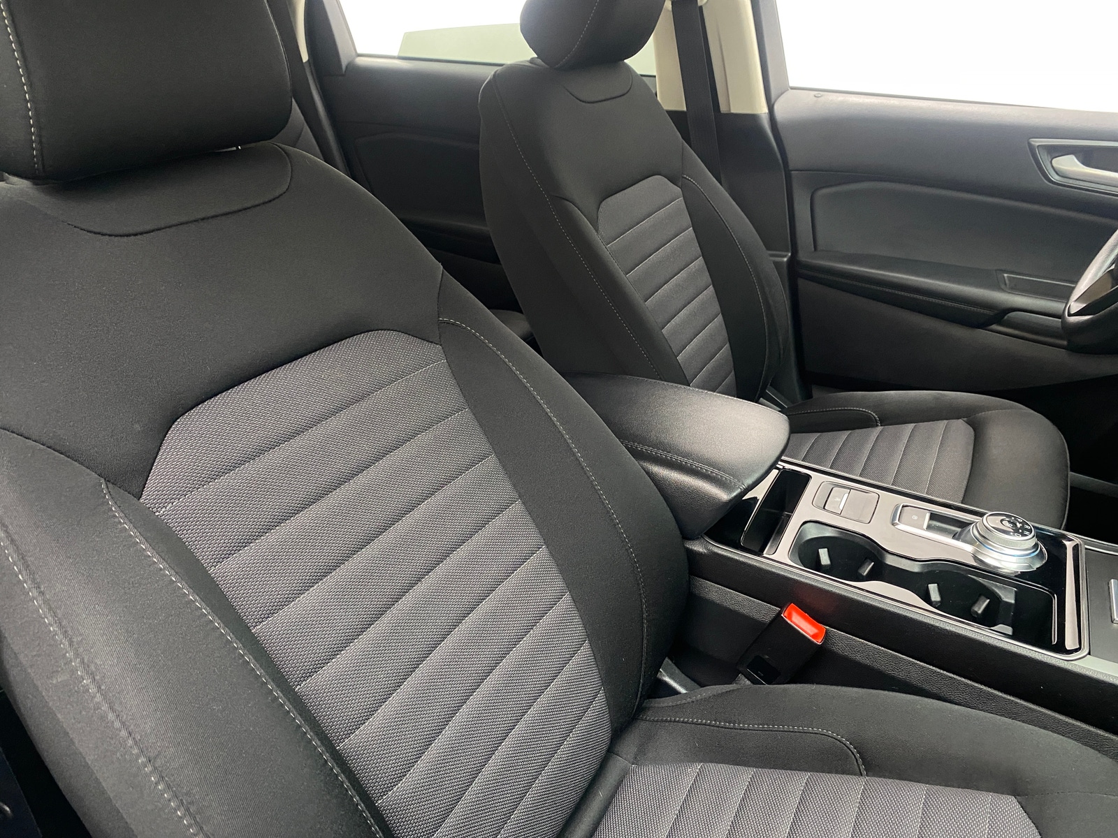 Thumbnail: 2020 Ford Edge - 2