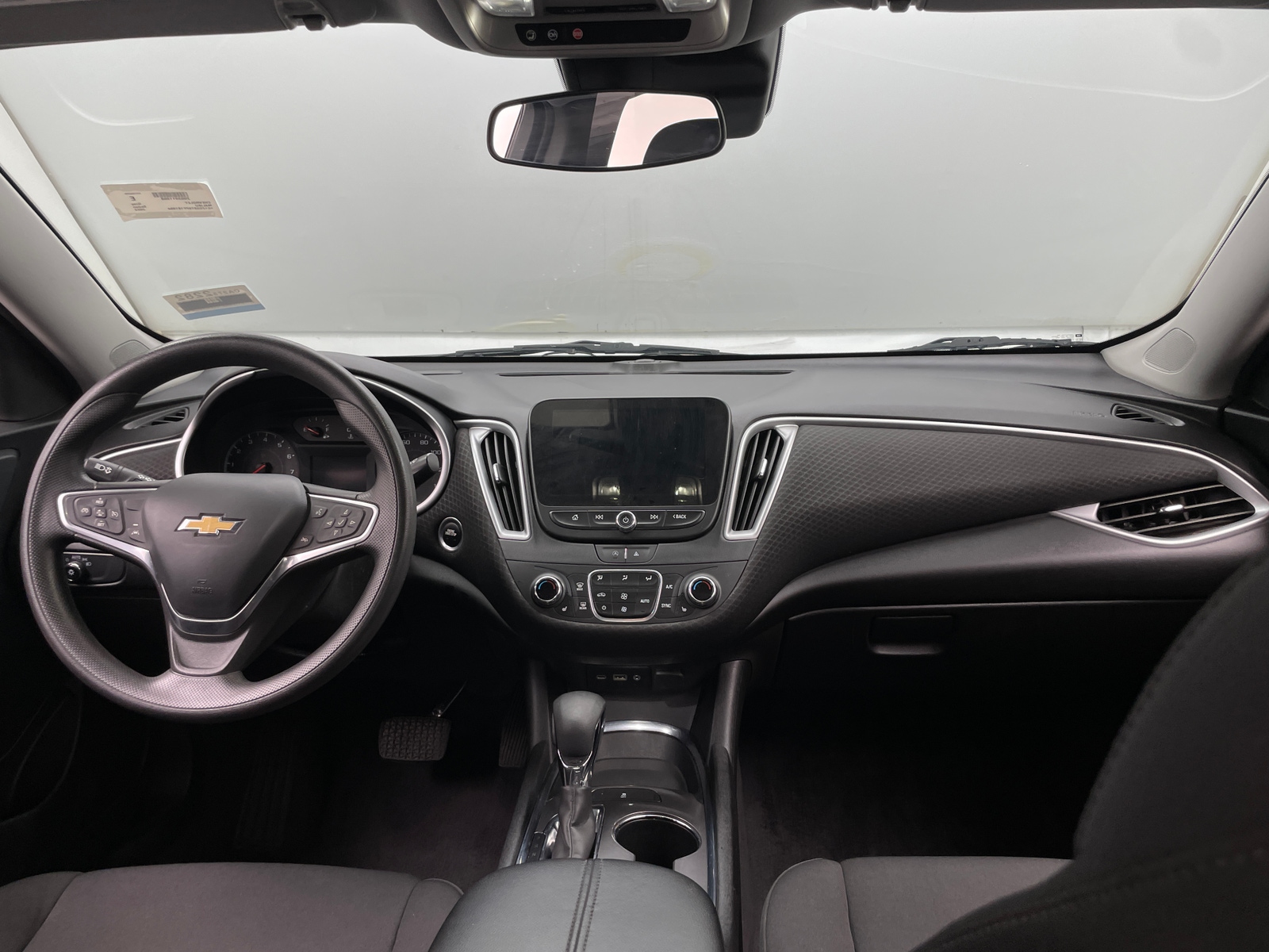 Thumbnail: 2023 Chevrolet Malibu - 3