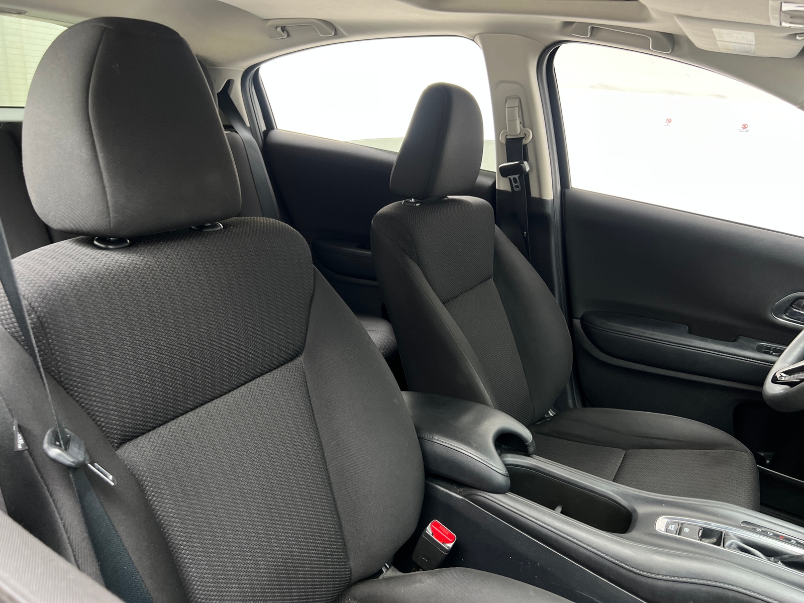 Thumbnail: 2016 Honda HR-V - 2