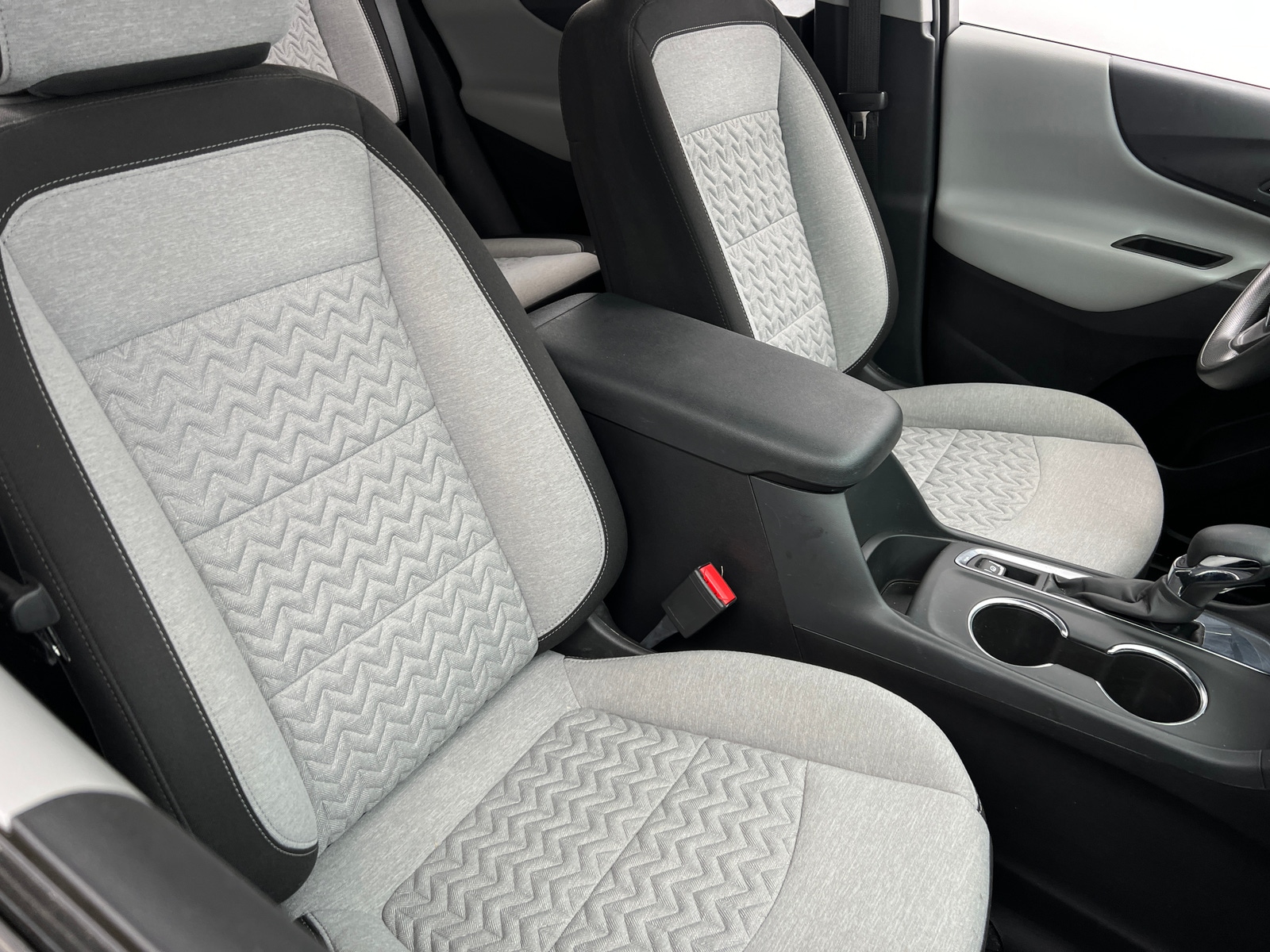 Thumbnail: 2024 Chevrolet Equinox - 2