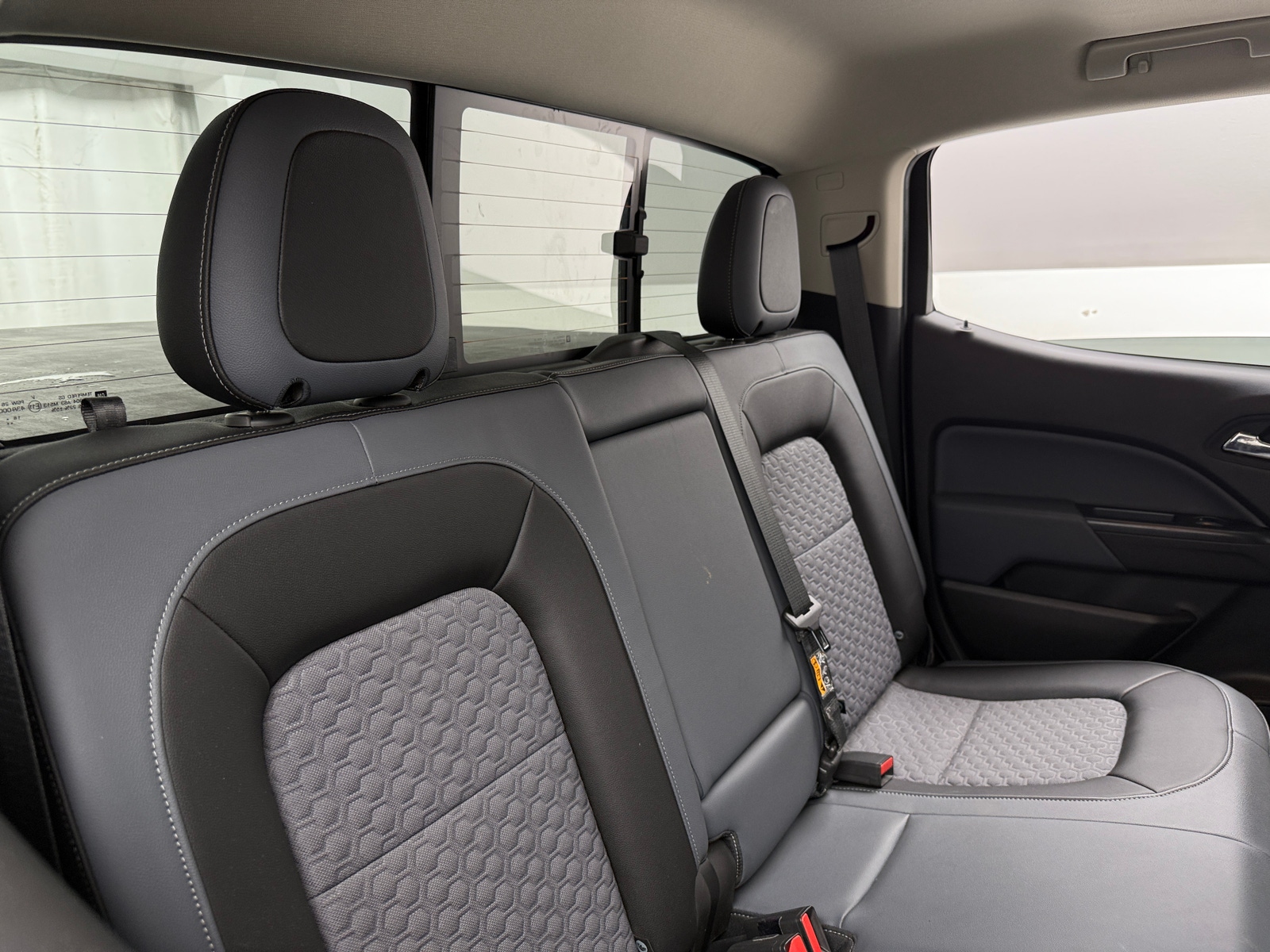 Thumbnail: 2017 Chevrolet Colorado - 6