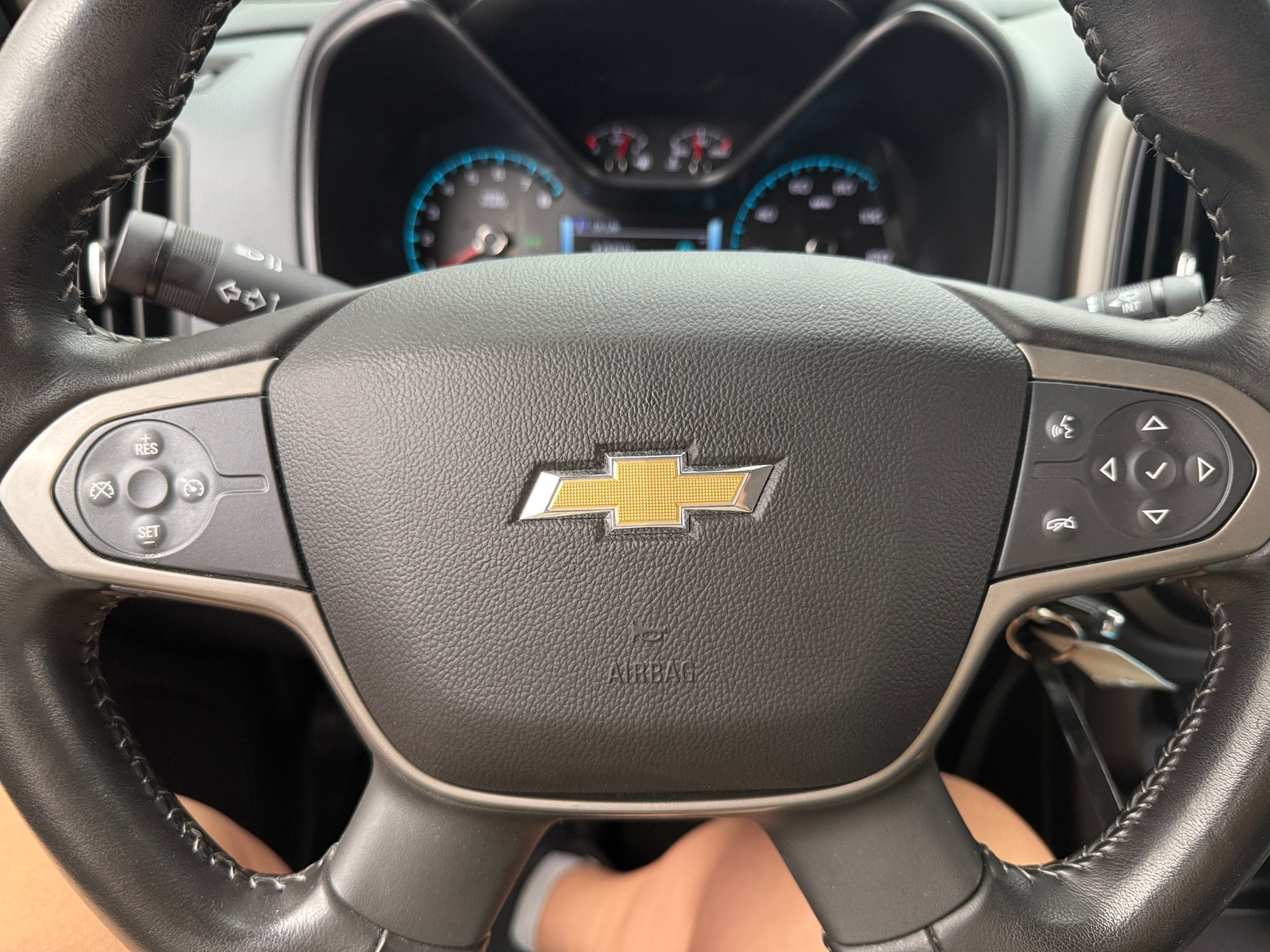 Thumbnail: 2017 Chevrolet Colorado - 5