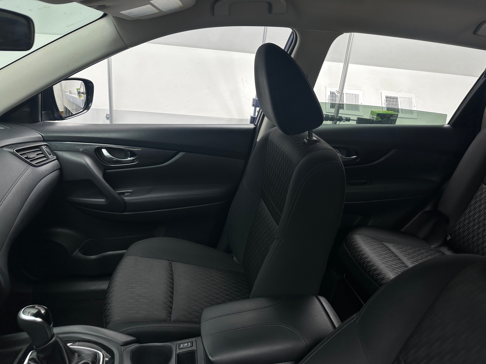 Thumbnail: 2018 Nissan Rogue - 2