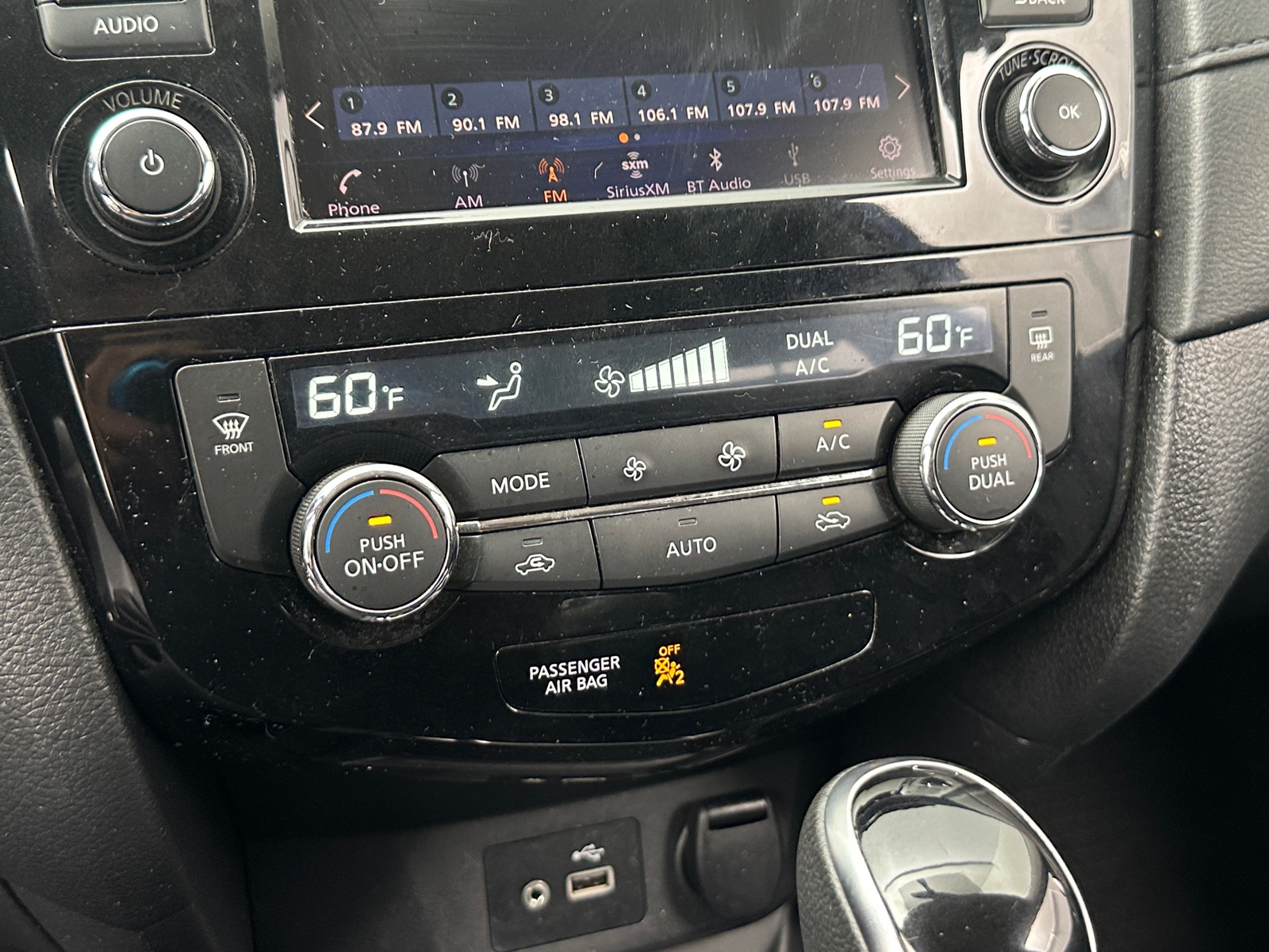 Thumbnail: 2018 Nissan Rogue - 4