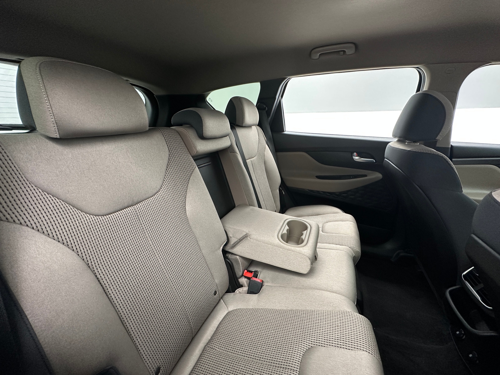 Thumbnail: 2019 Hyundai Santa Fe - 6
