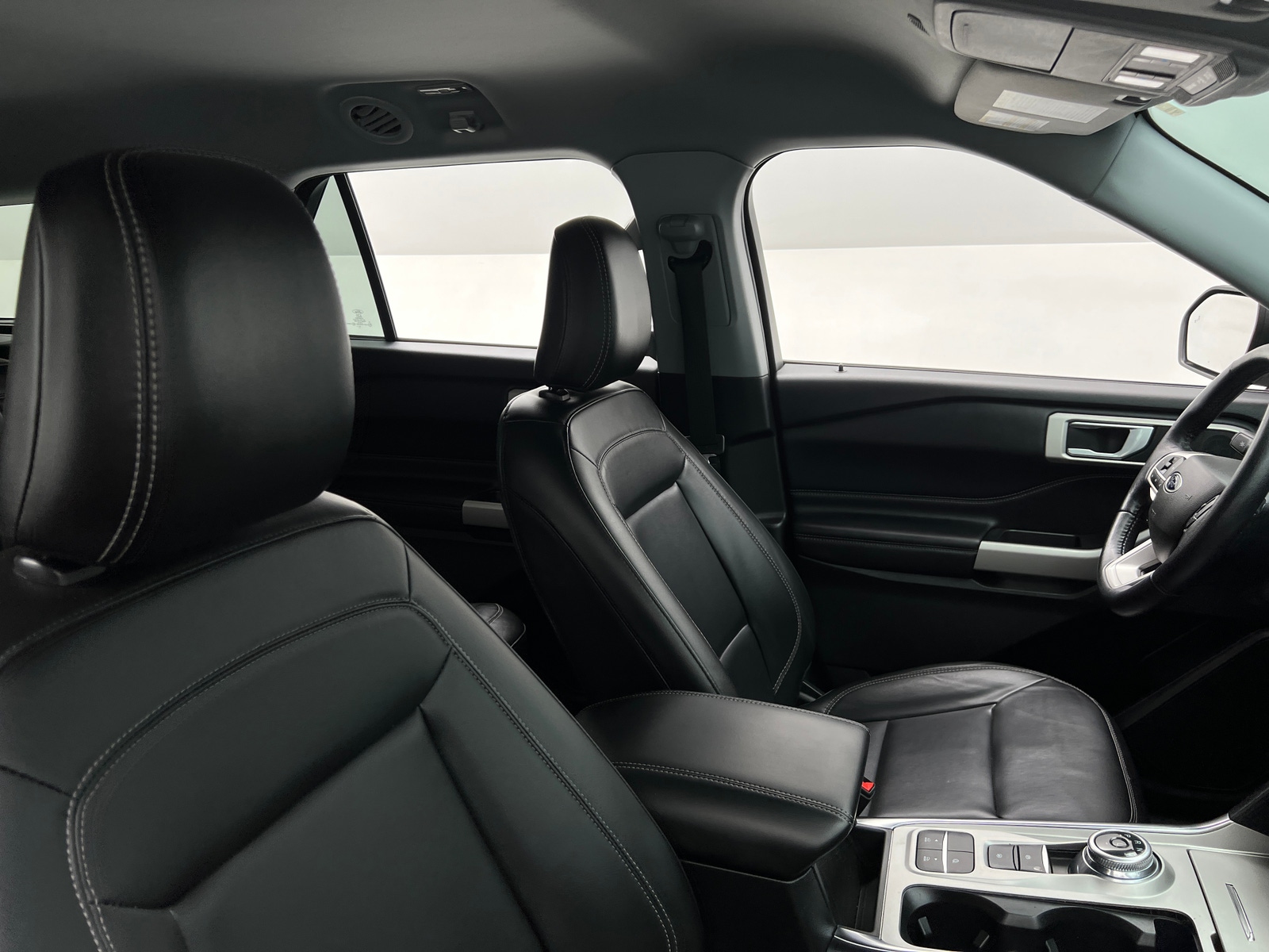 Thumbnail: 2022 Ford Explorer - 2