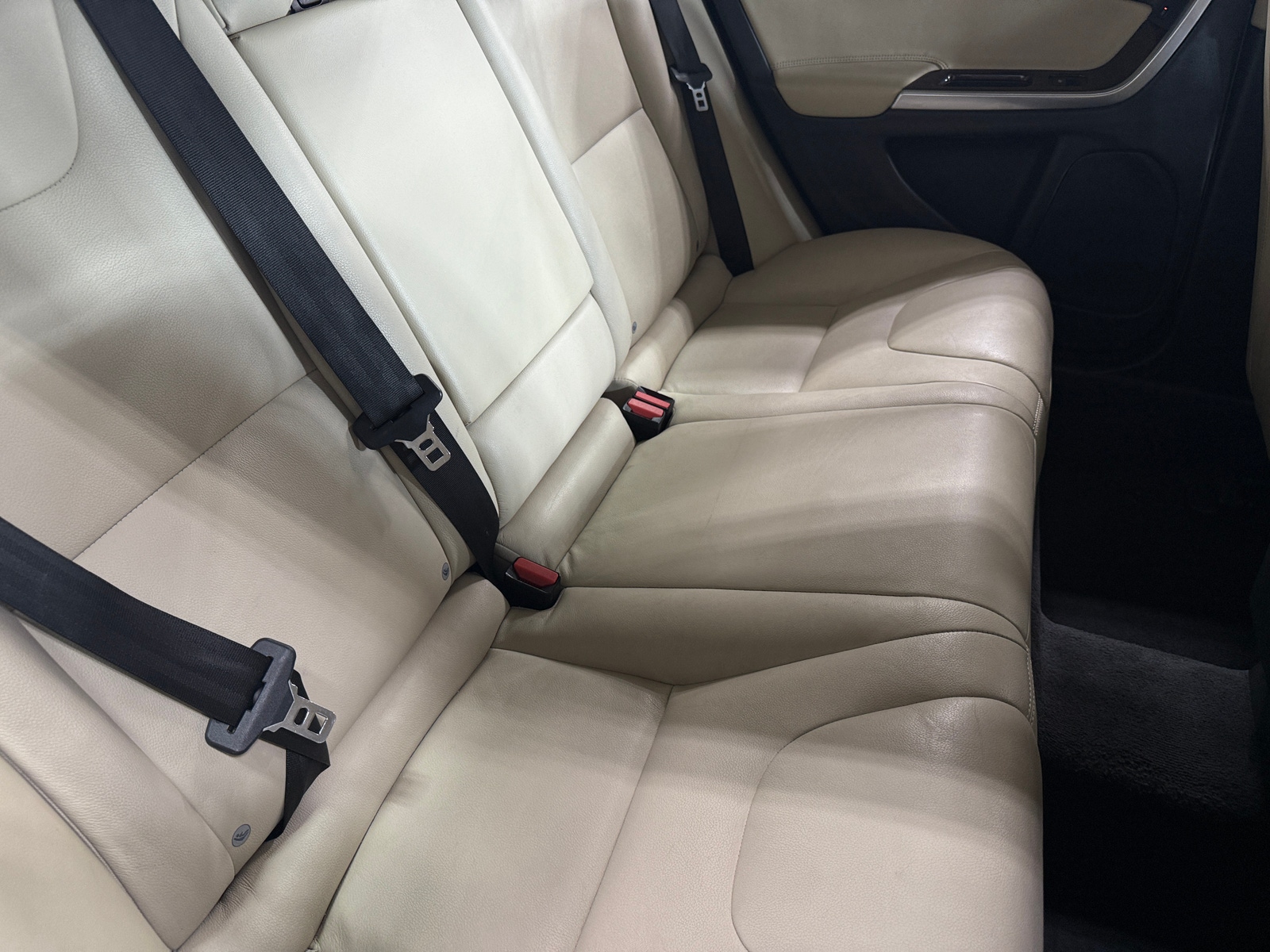 Thumbnail: 2016 Volvo V60 - 5