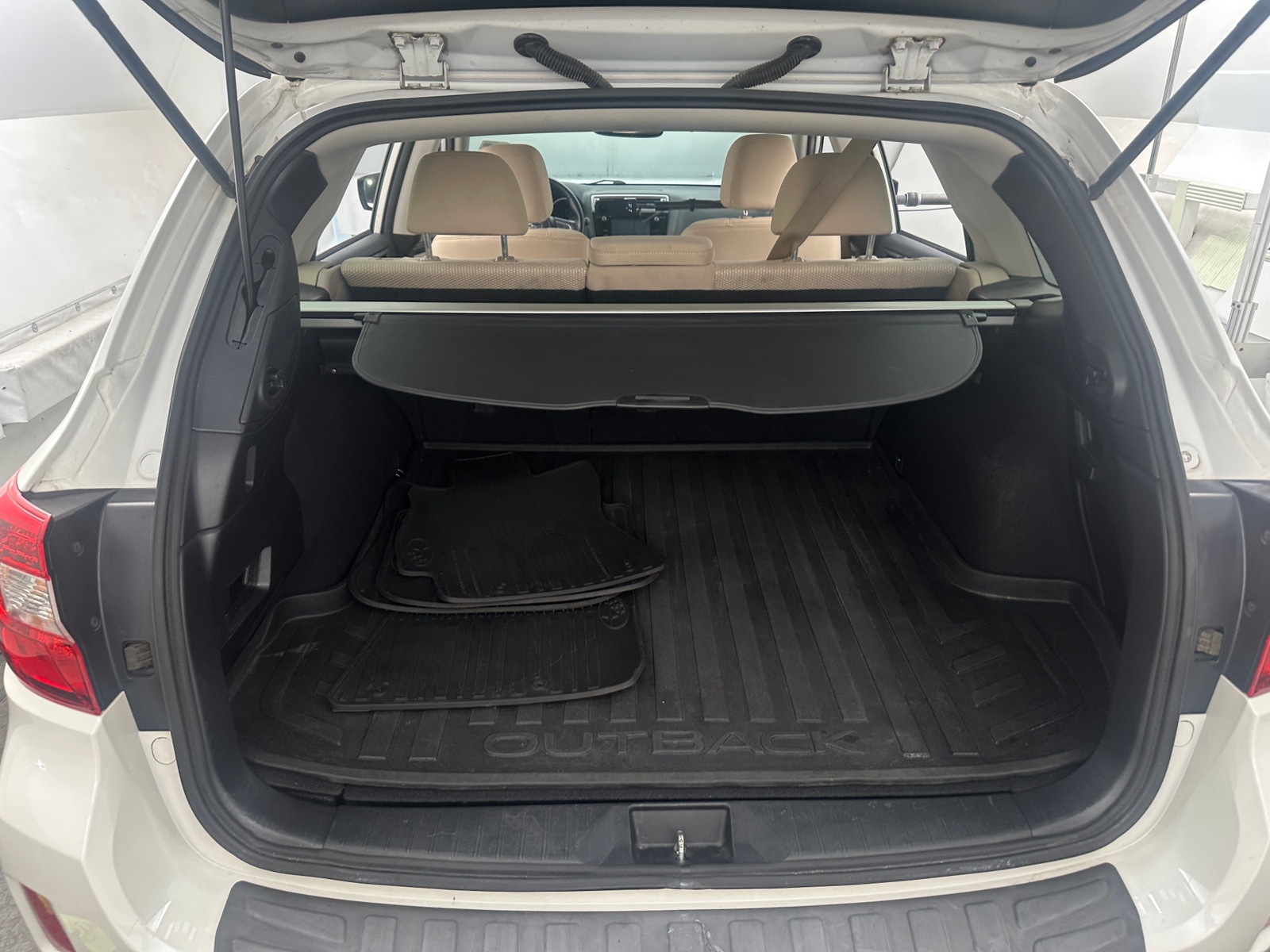 Thumbnail: 2016 Subaru Outback - 7