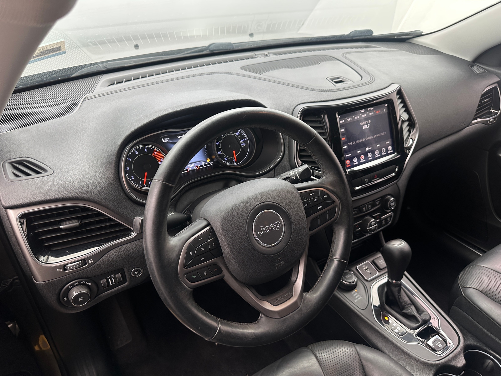 Thumbnail: 2019 Jeep Cherokee - 2