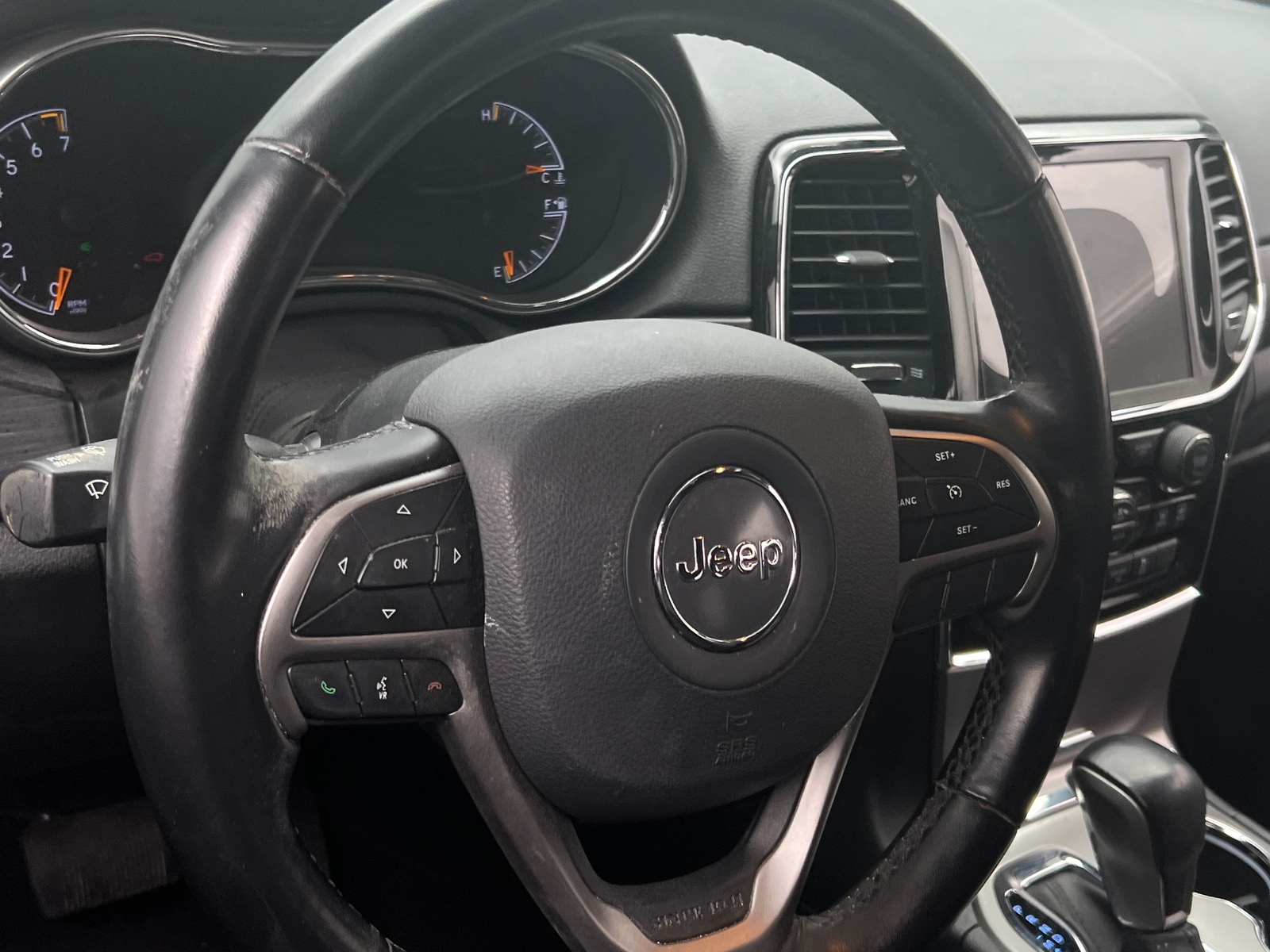 Thumbnail: 2020 Jeep Grand Cherokee - 5