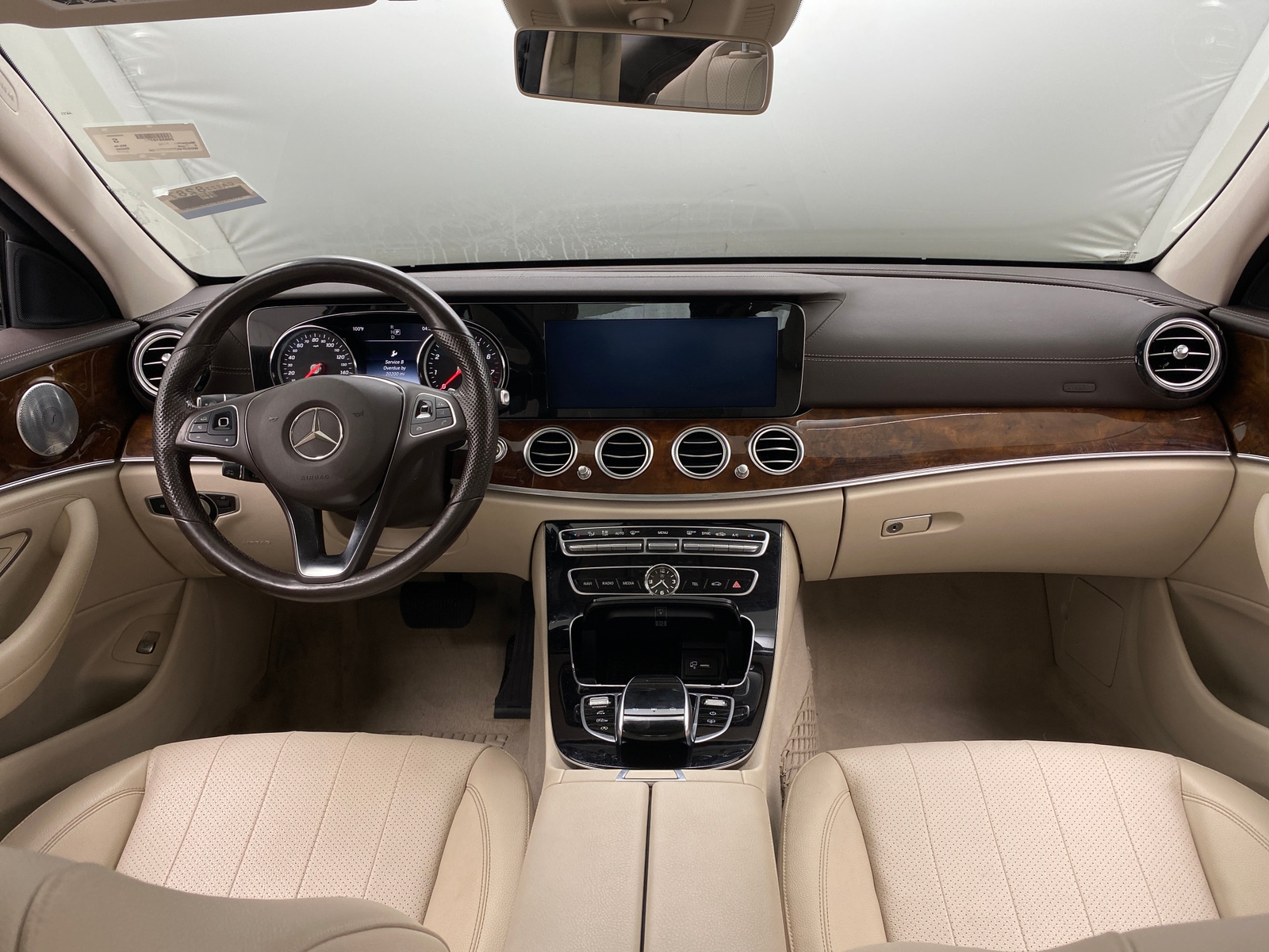 Thumbnail: 2017 Mercedes-Benz E-Class - 2