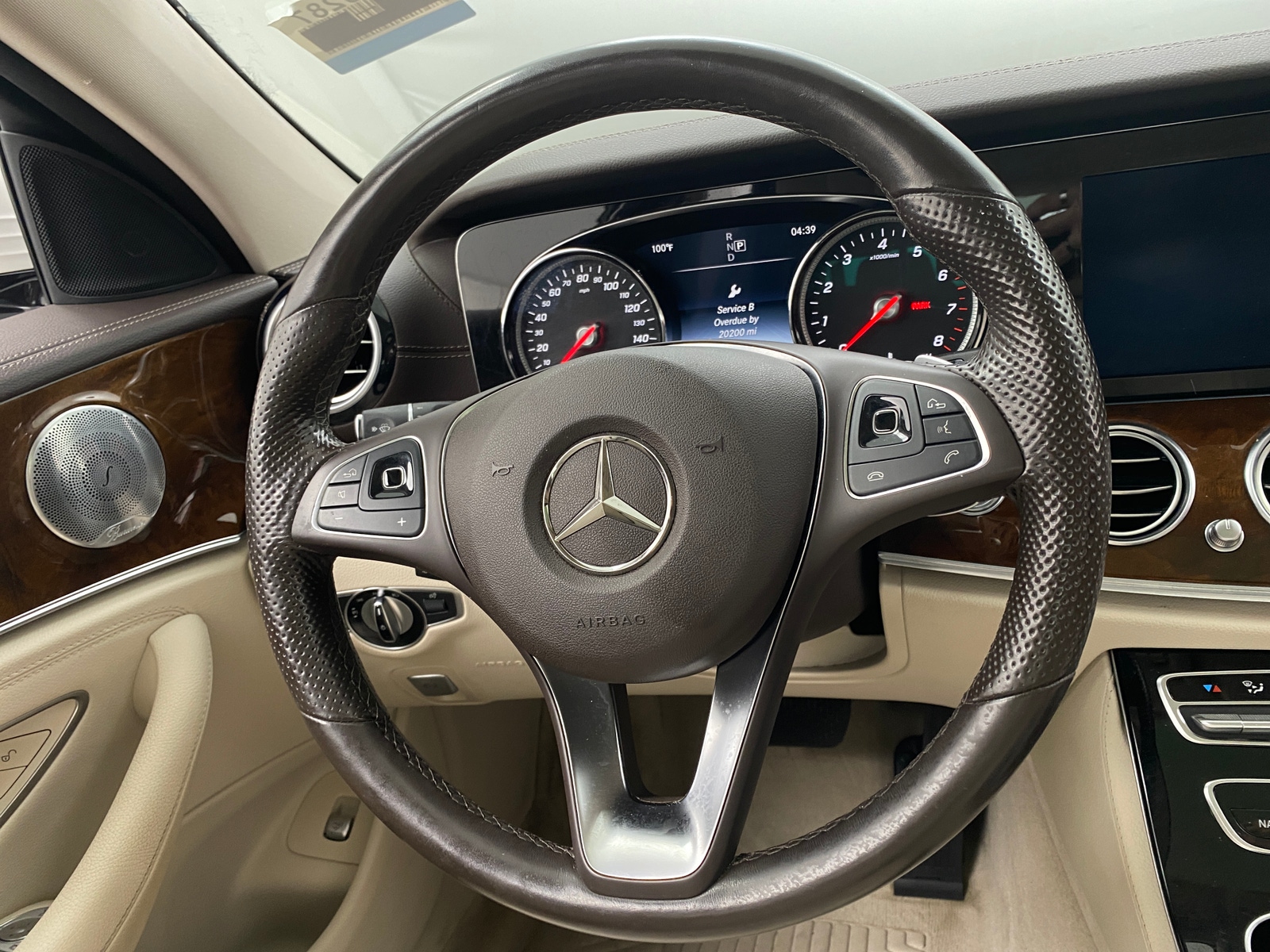 Thumbnail: 2017 Mercedes-Benz E-Class - 4
