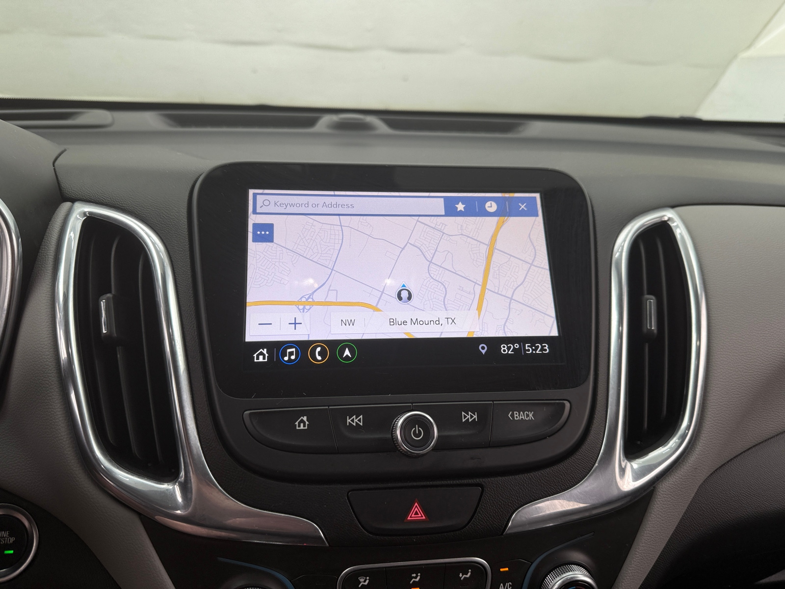 Thumbnail: 2020 Chevrolet Equinox - 4
