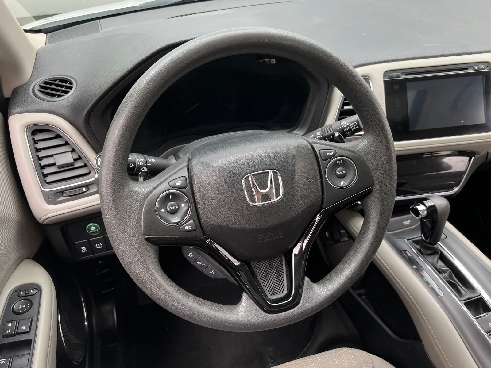 Thumbnail: 2017 Honda HR-V - 5