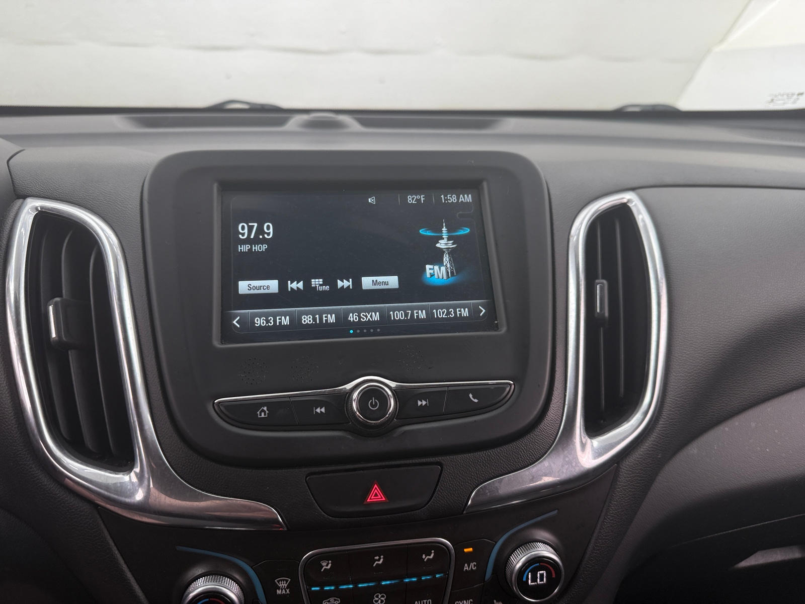 Thumbnail: 2018 Chevrolet Equinox - 4